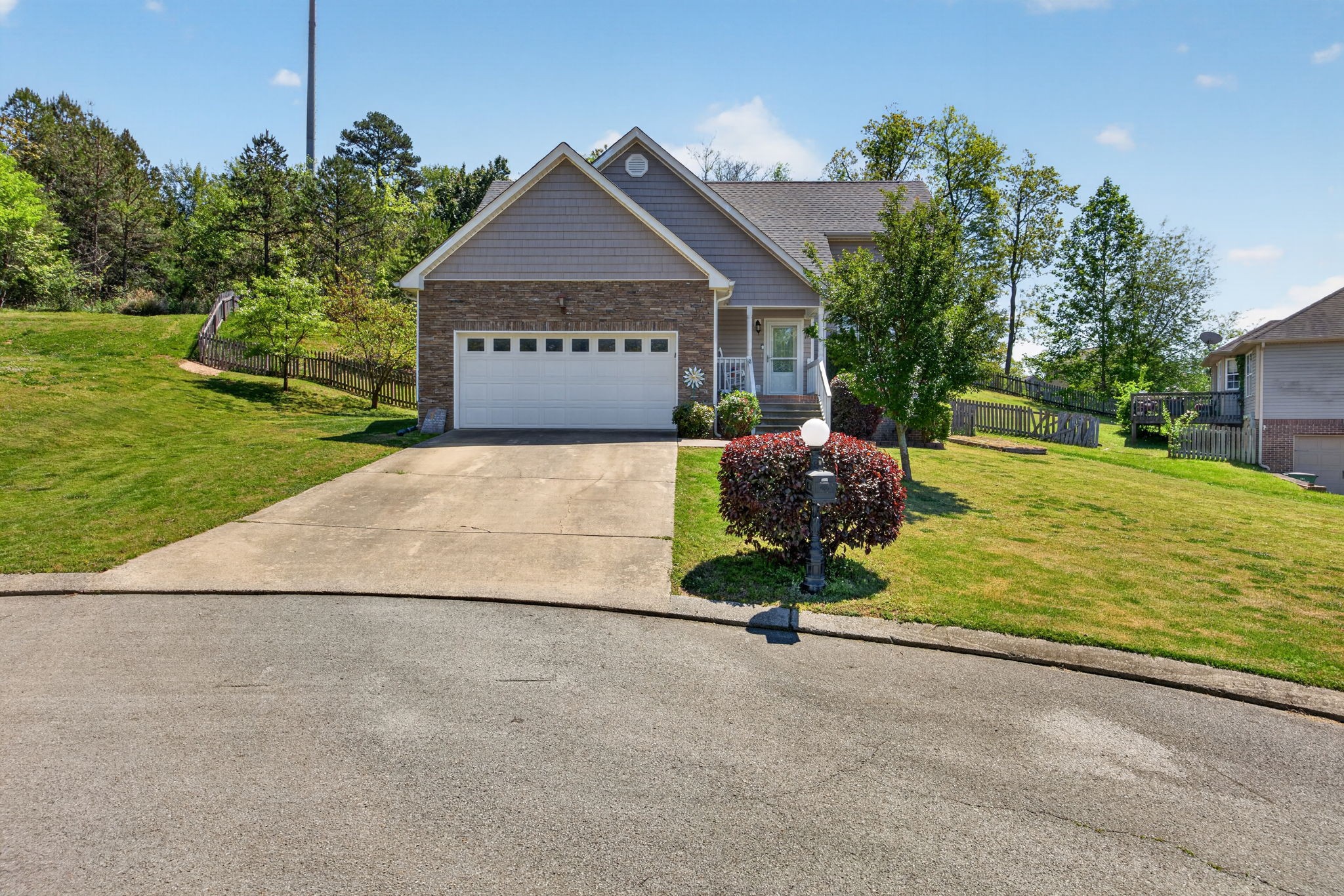 9680 Slippery Elm Ln Property Photo 1