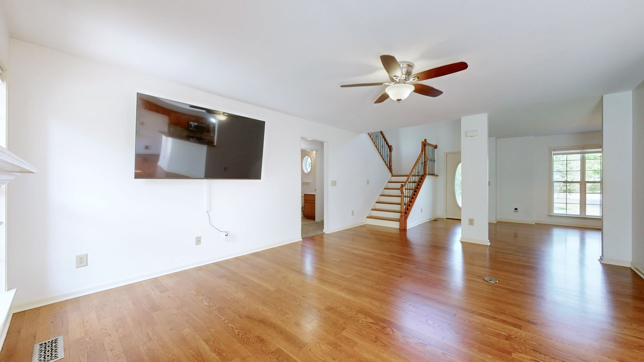 1109 Stonehenge Ct Property Photo 13
