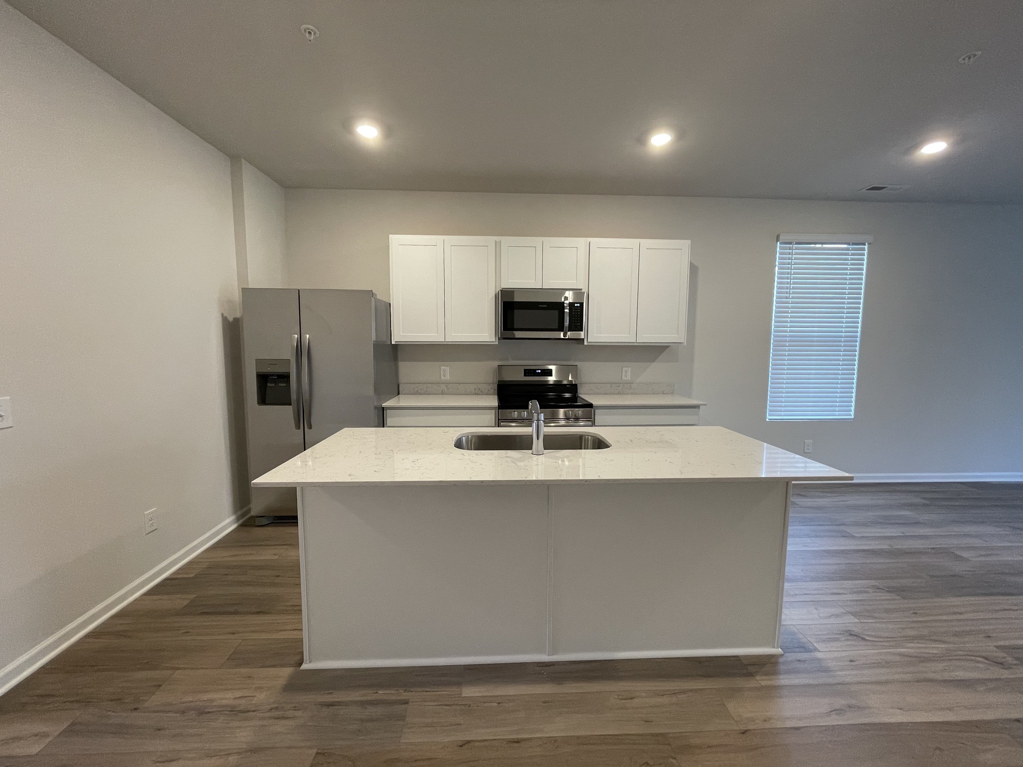 558 Trinity Way Property Photo 5