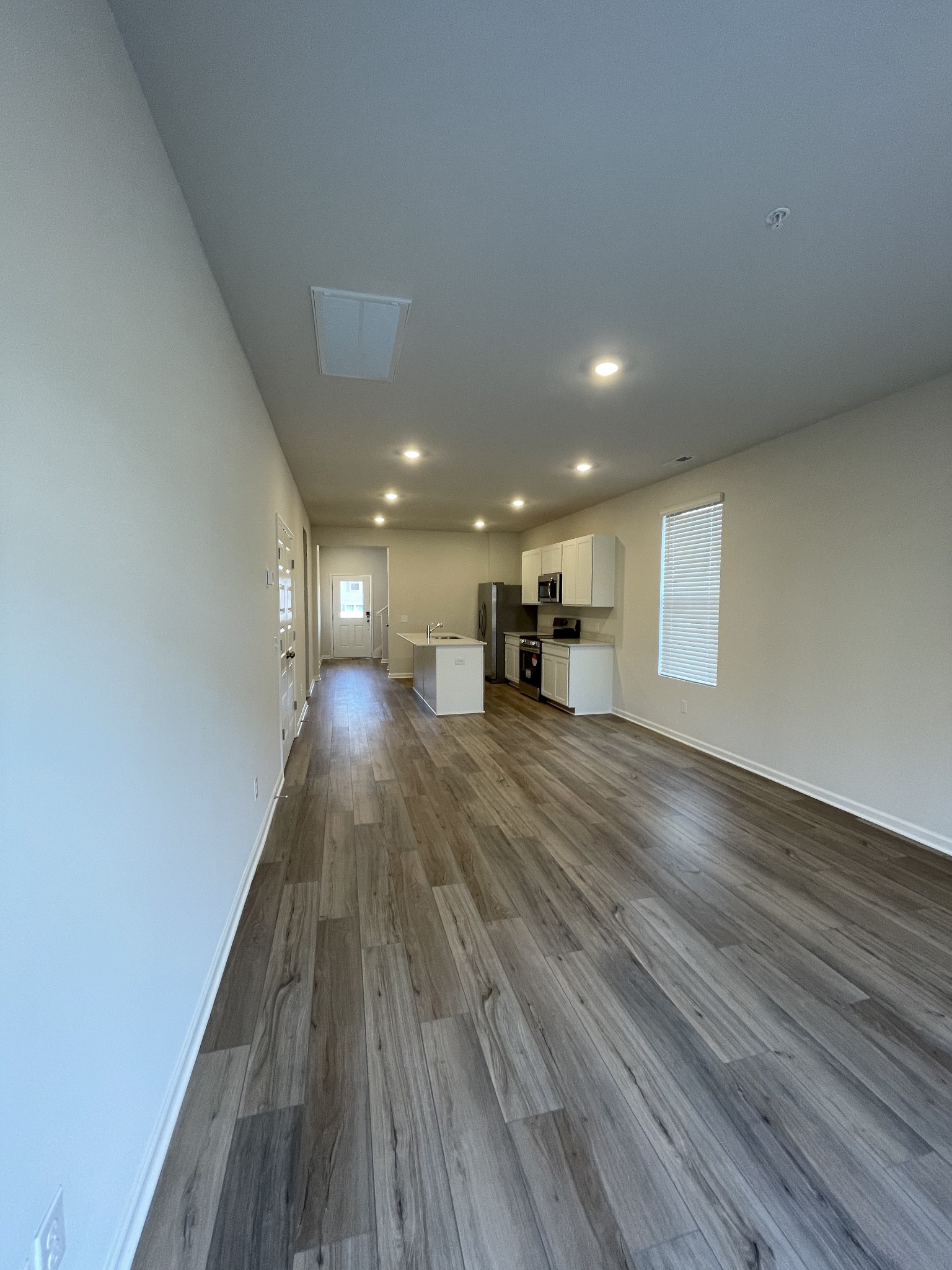 558 Trinity Way Property Photo 10