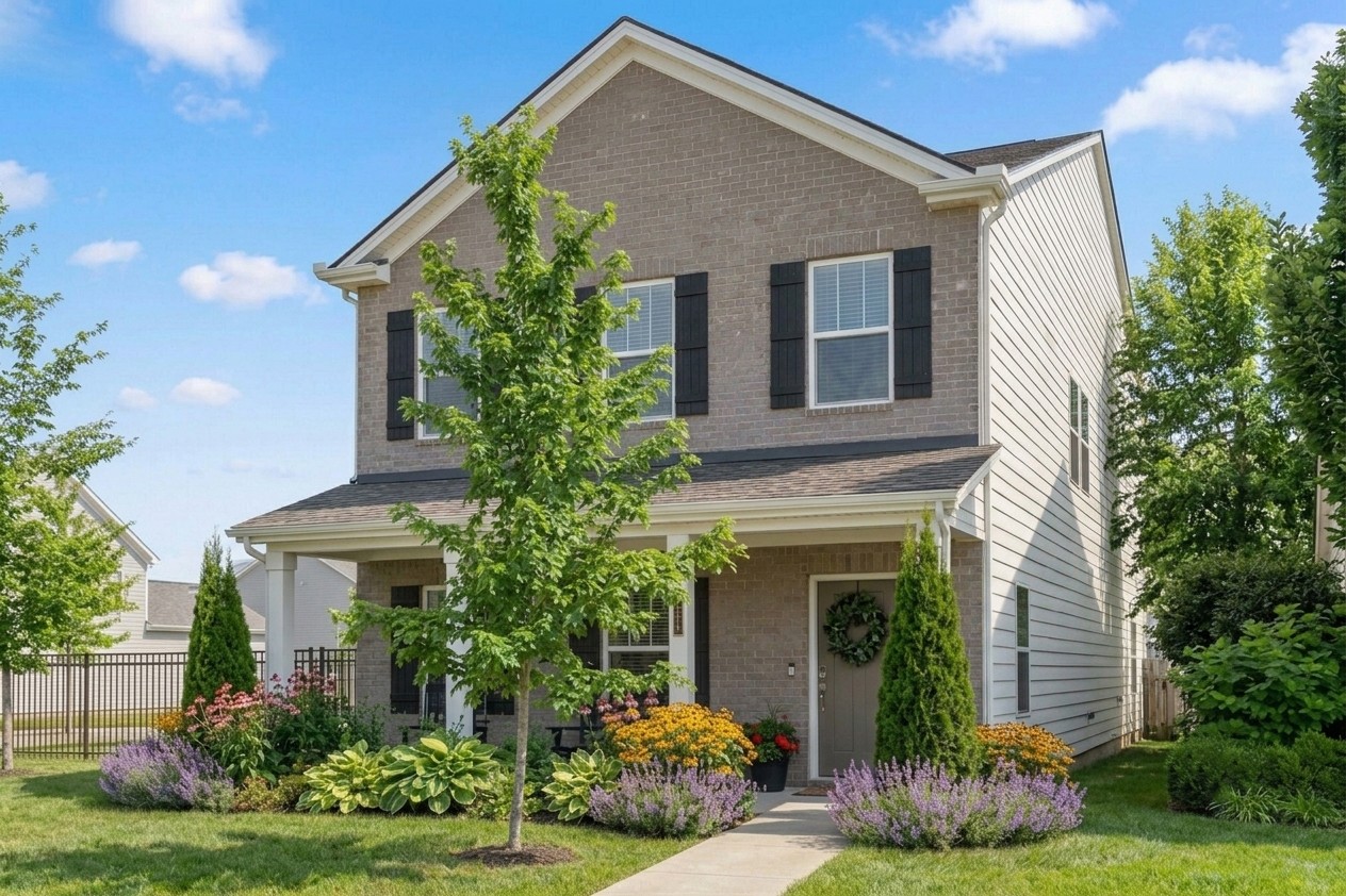 1016 Clover Glen Way