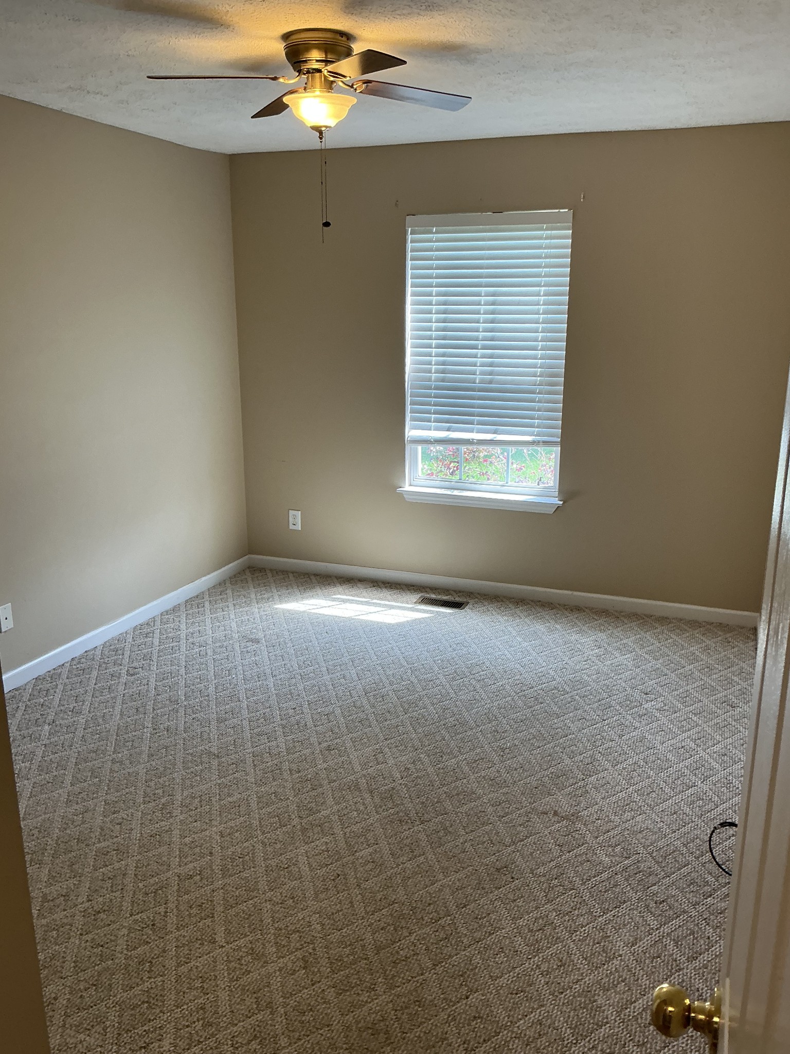 1706 Brittany Ct Property Photo 9