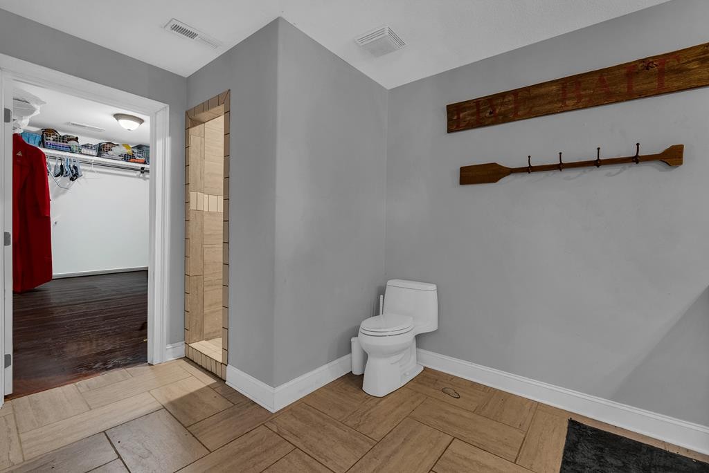3631 Louisville Rd Property Photo 36