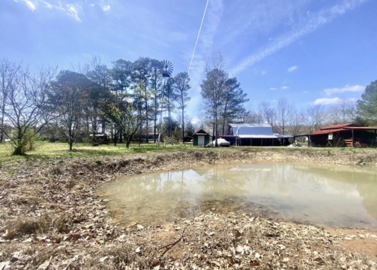 200 Brown Town Rd Property Photo 10