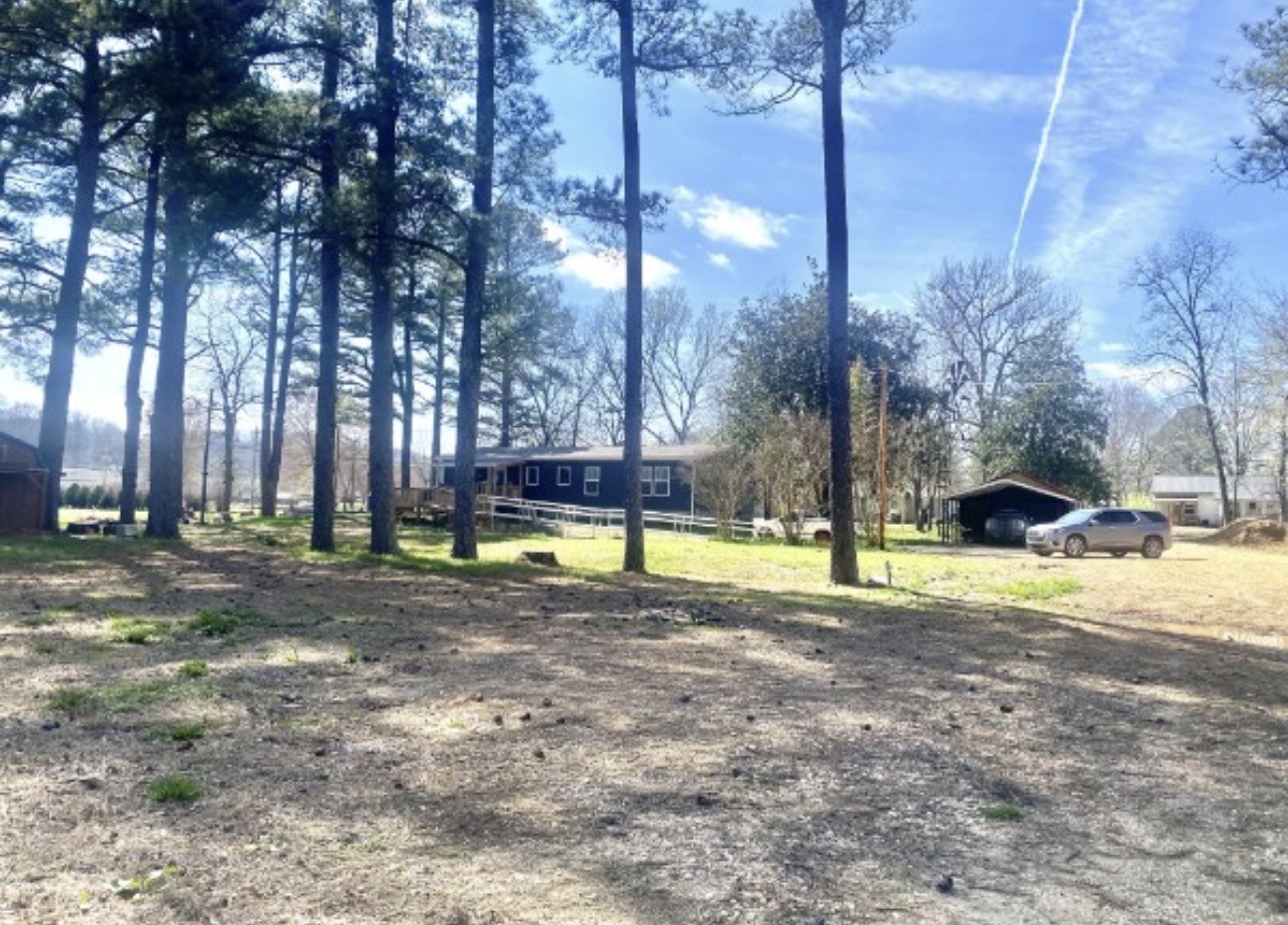 200 Brown Town Rd Property Photo 12