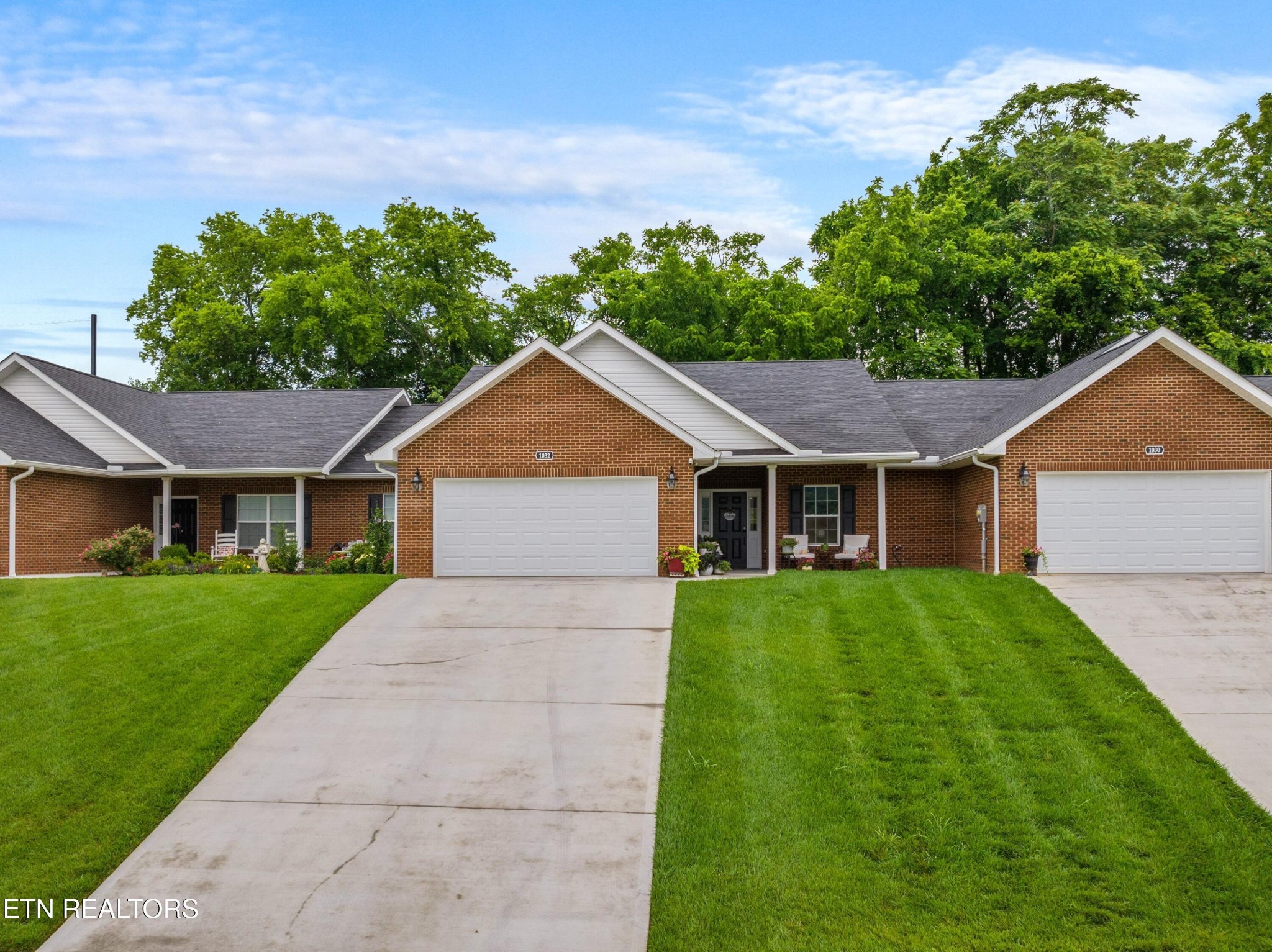 1032 Patriots Landing Property Photo 1