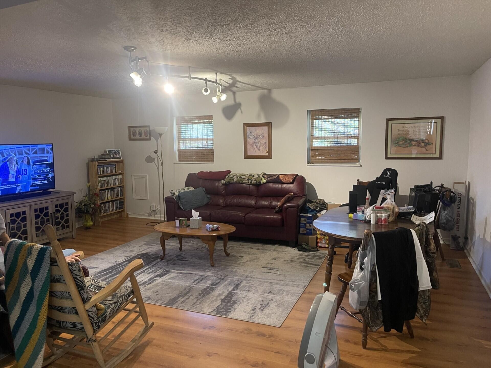 1239 Dossett Street Property Photo 3
