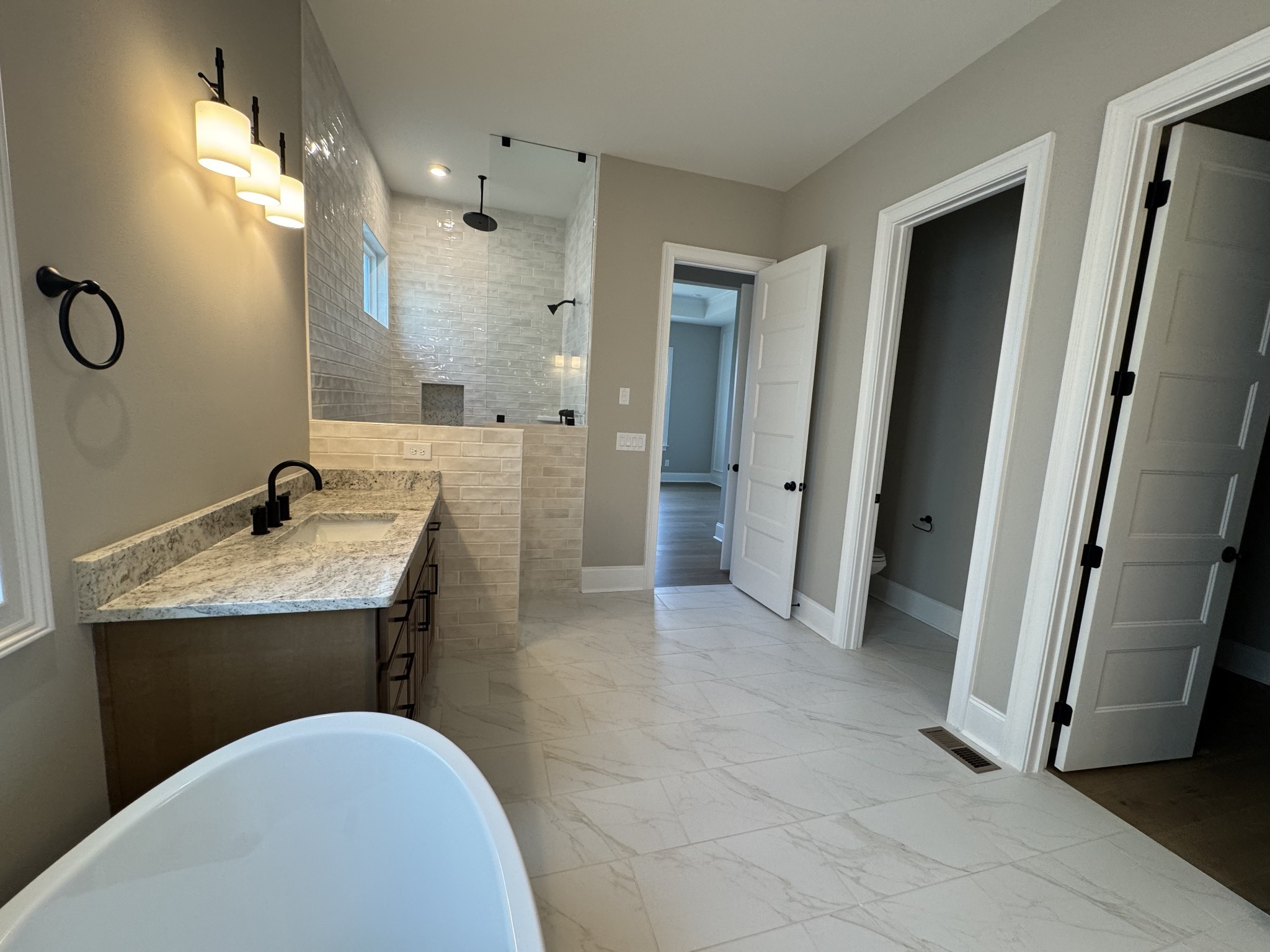 109 Cedarstone Drive Property Photo 2