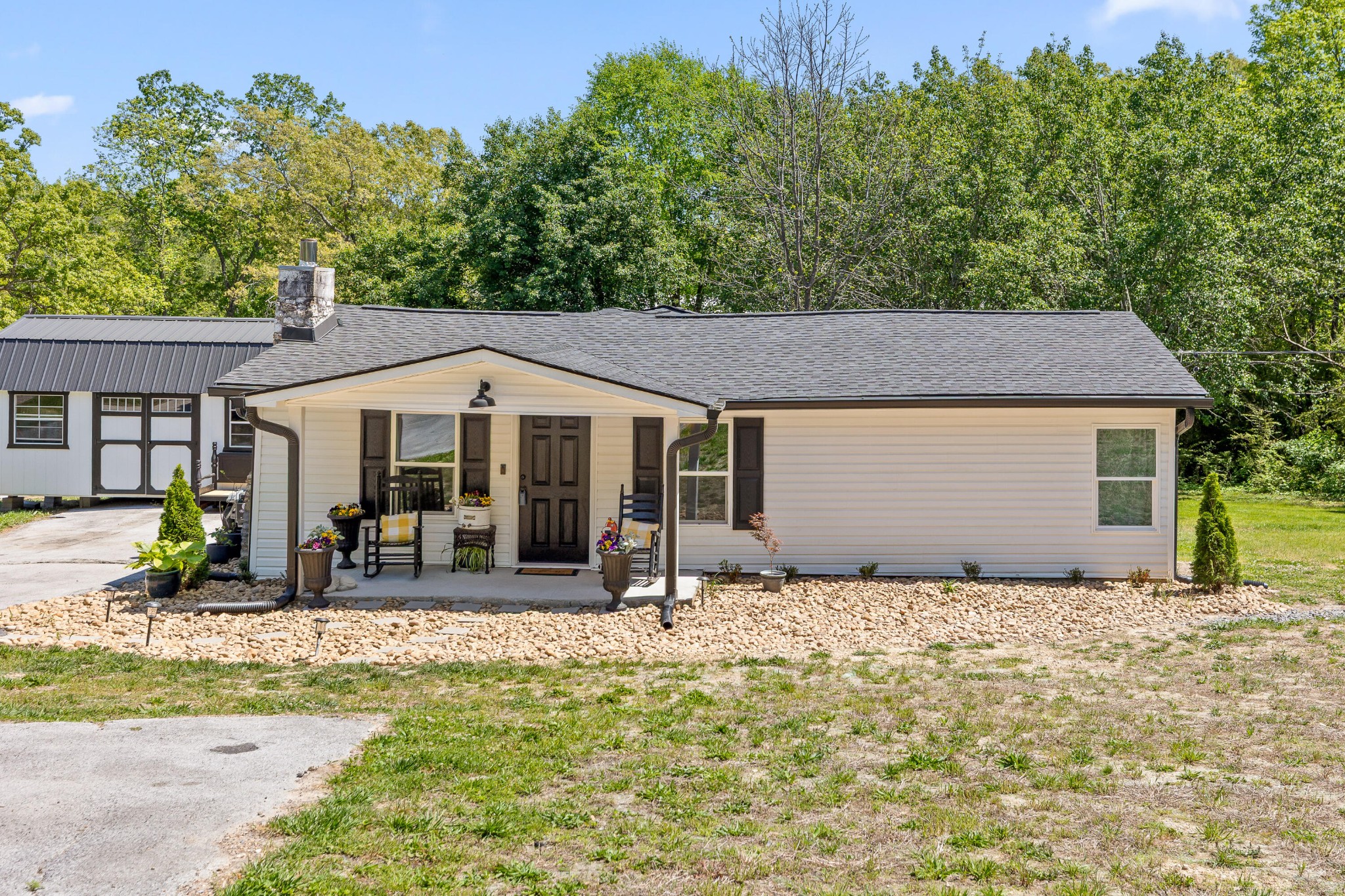 3940 Cole Trail Property Photo 1