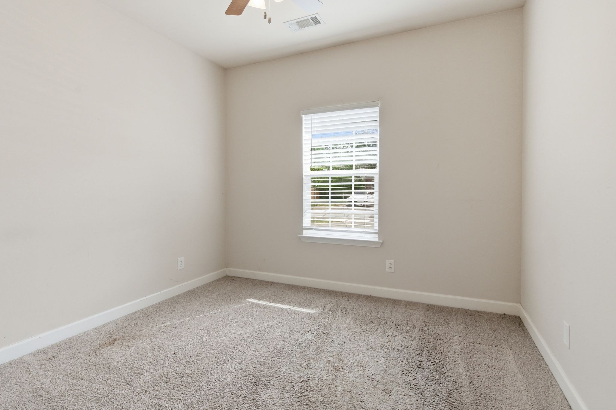 1040 Charlie Daniels Pkwy Property Photo 18