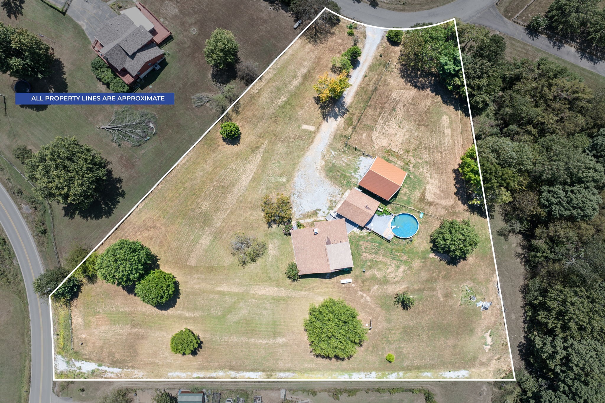 110 Jerry Smith Rd Property Photo 2
