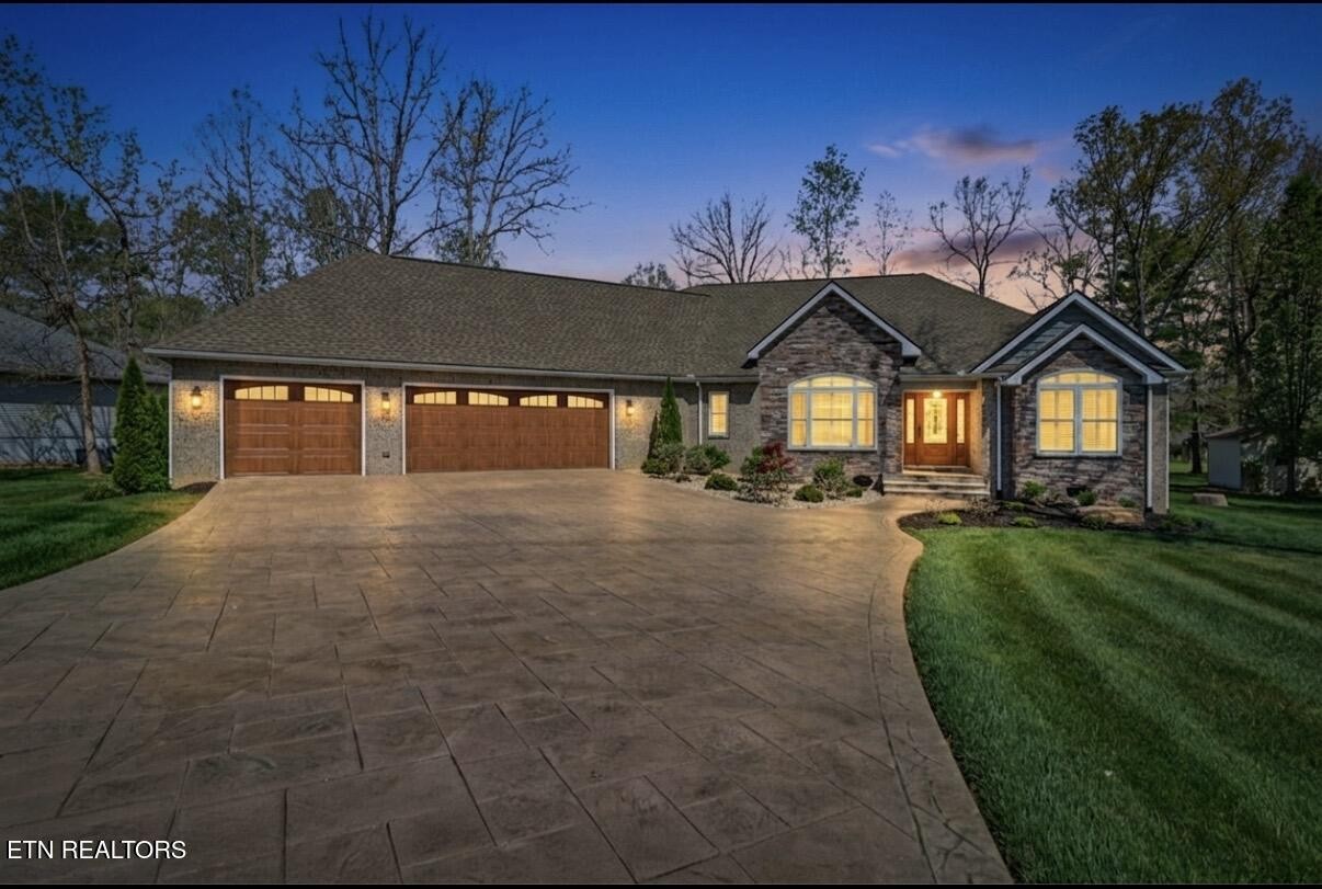 120 Forest View Drive