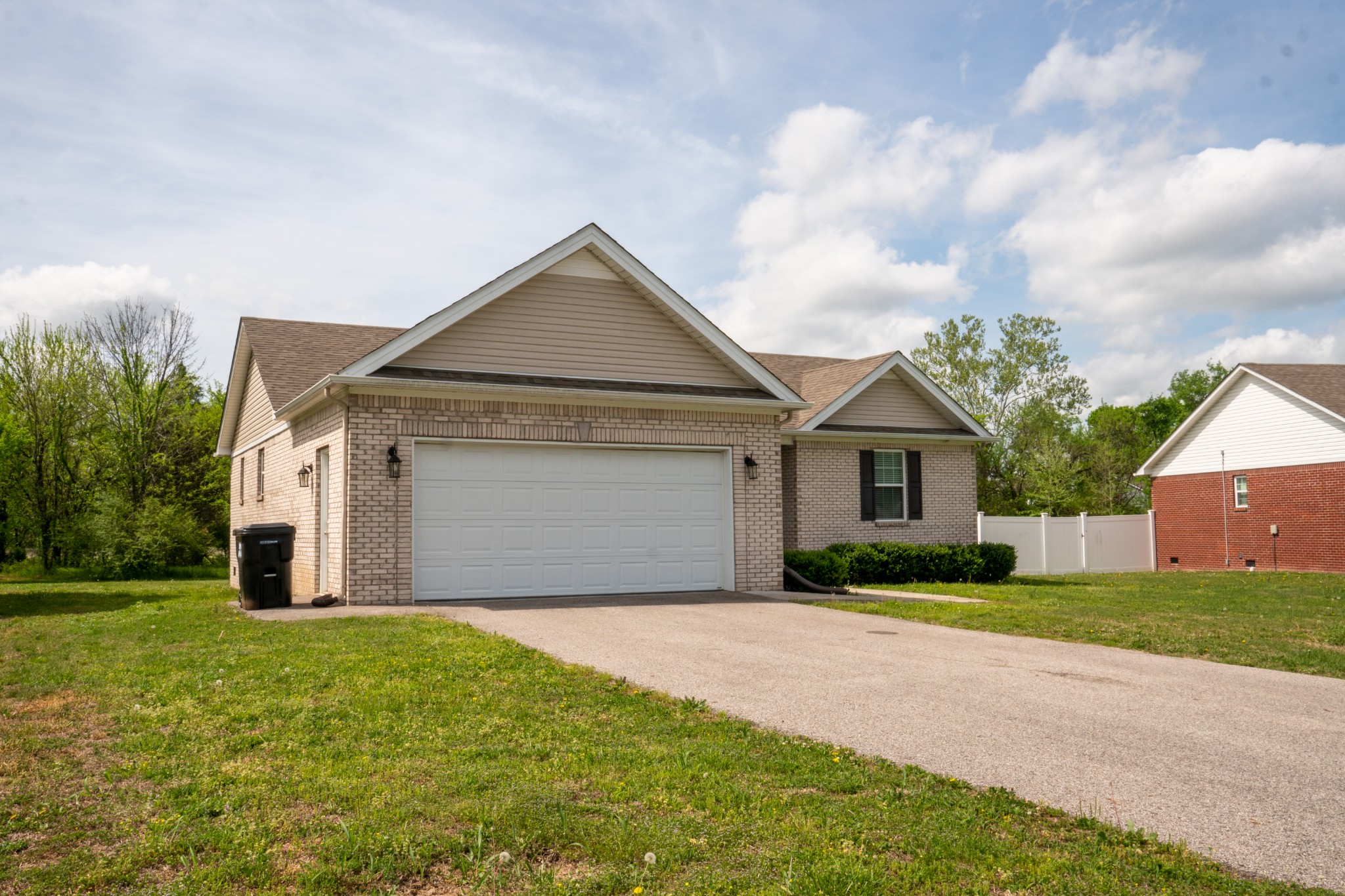 2008 Eisley Ln Property Photo 4