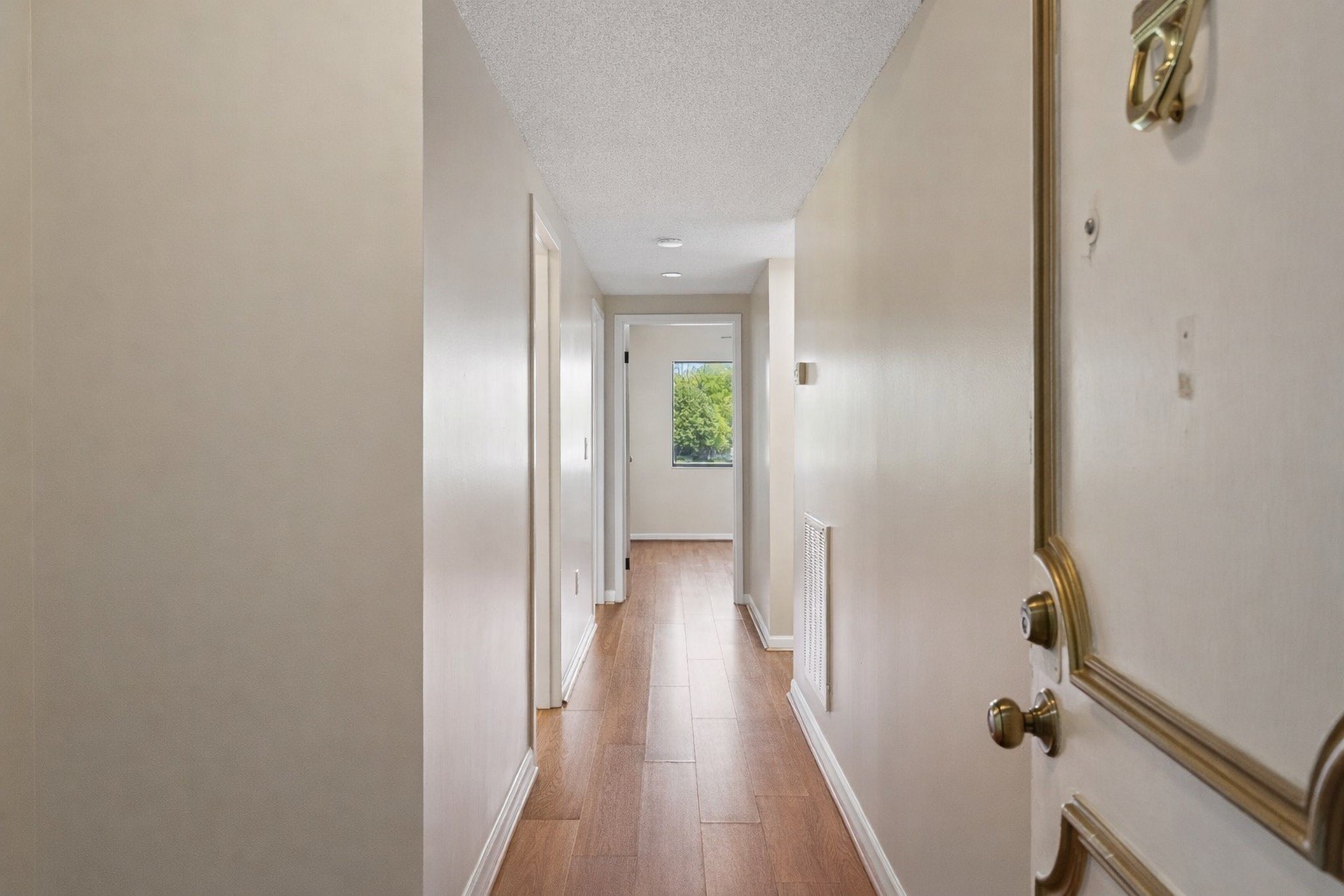 200 Sanders Ferry Rd Property Photo 4