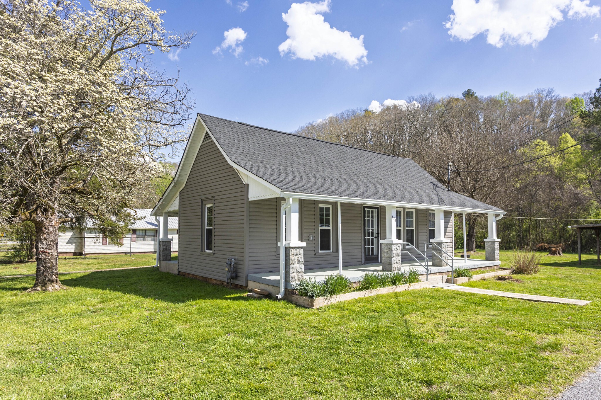 124 Gothard Road Property Photo 1