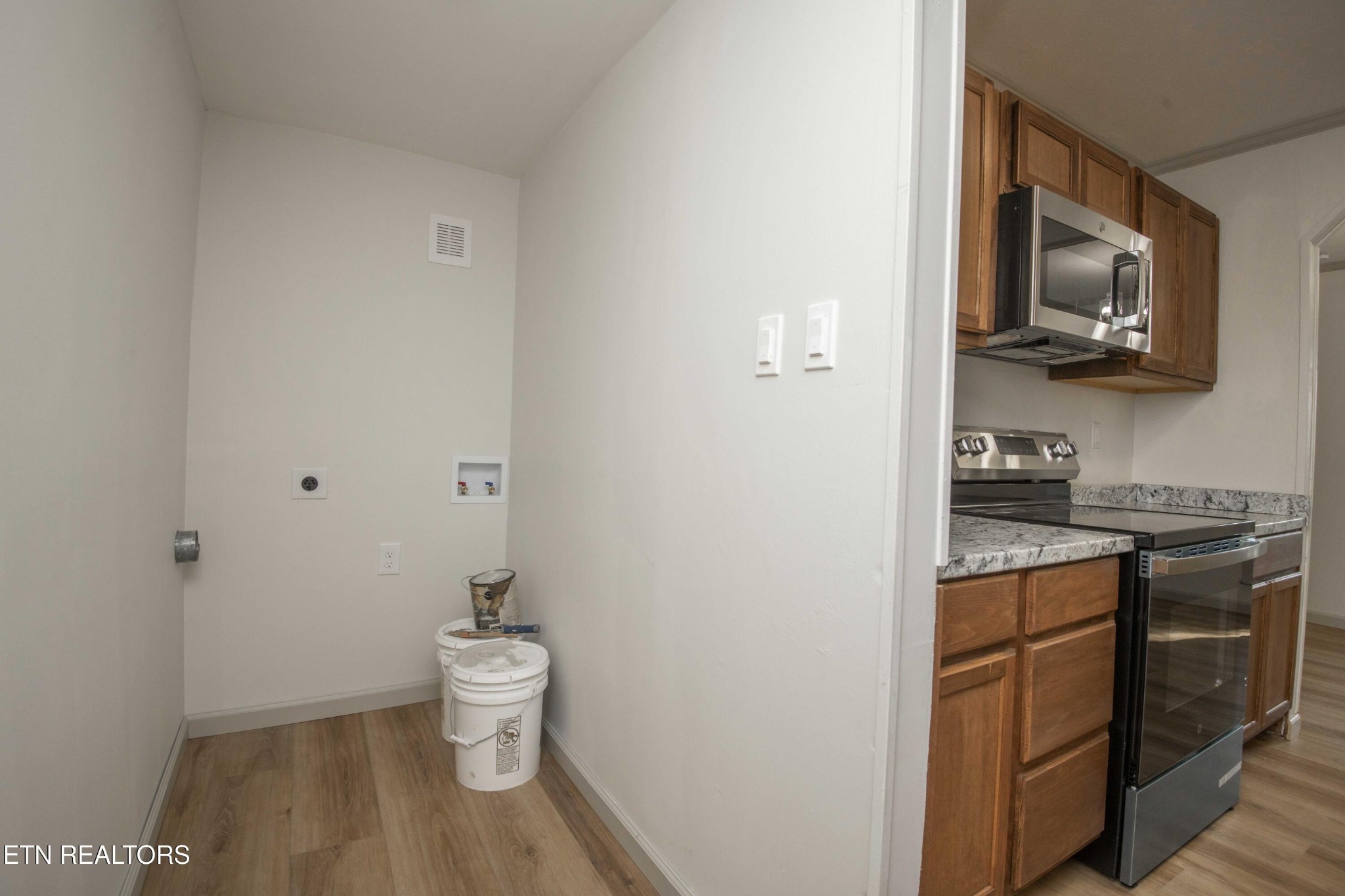 406 Mcconkey St Property Photo 20