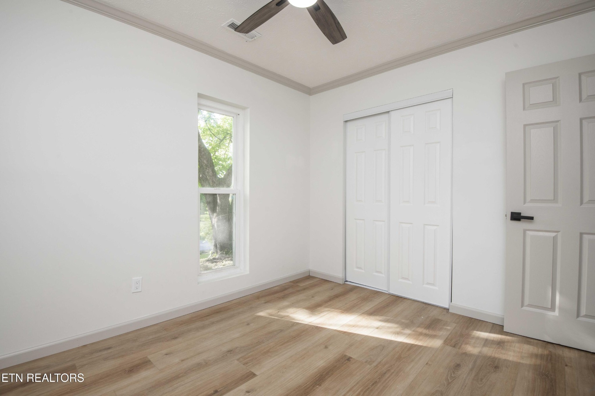 406 Mcconkey St Property Photo 24