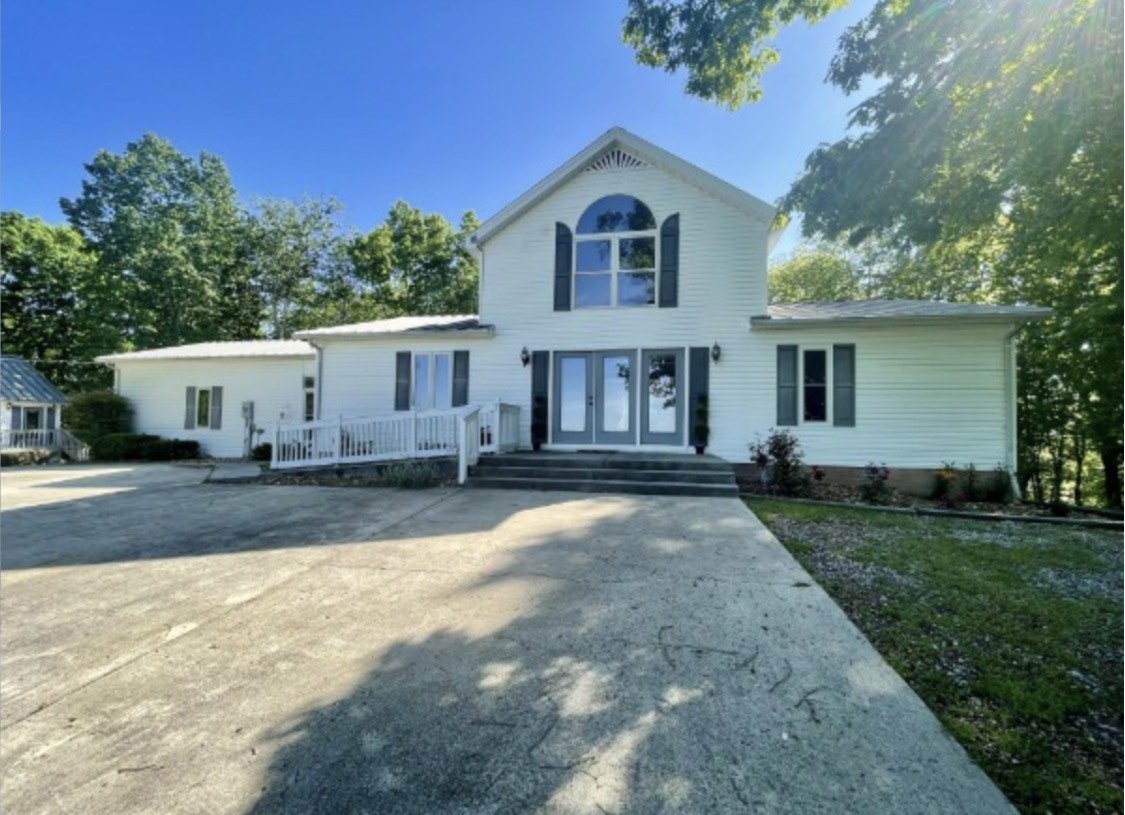 460 Mate Allen Rd Property Photo 1