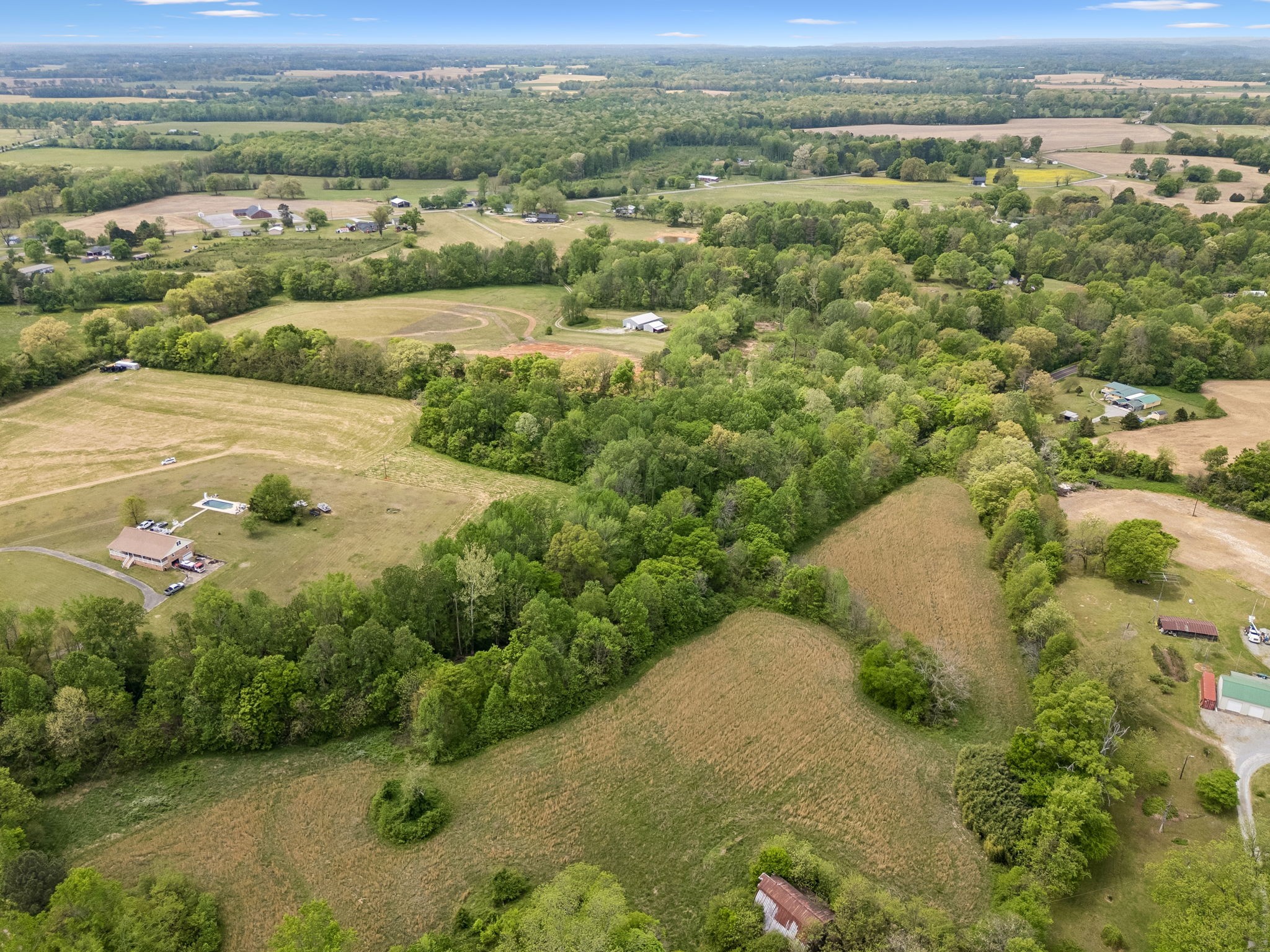 1059 Old Railroad Bed Rd Property Photo 4