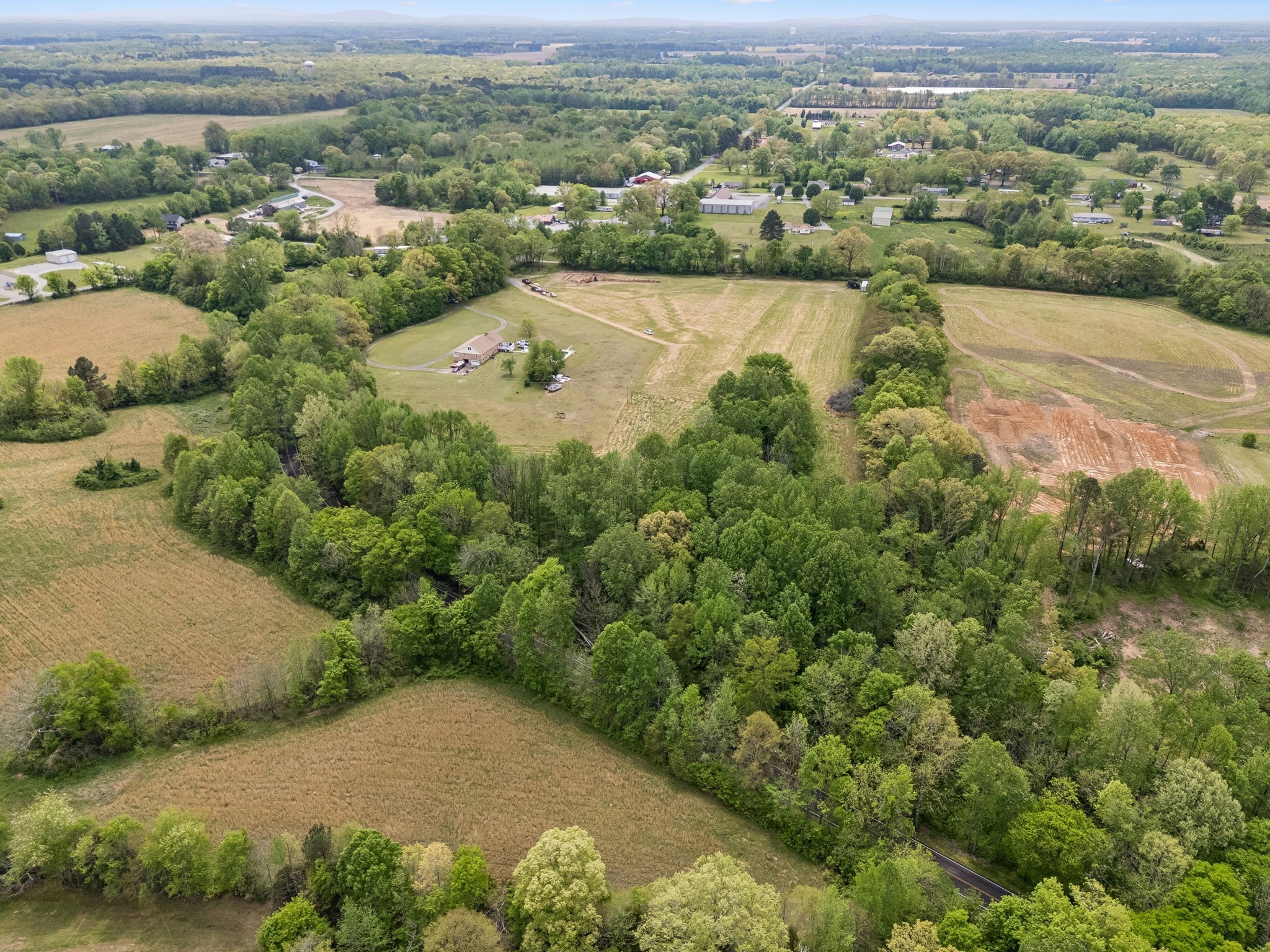 1059 Old Railroad Bed Rd Property Photo 6