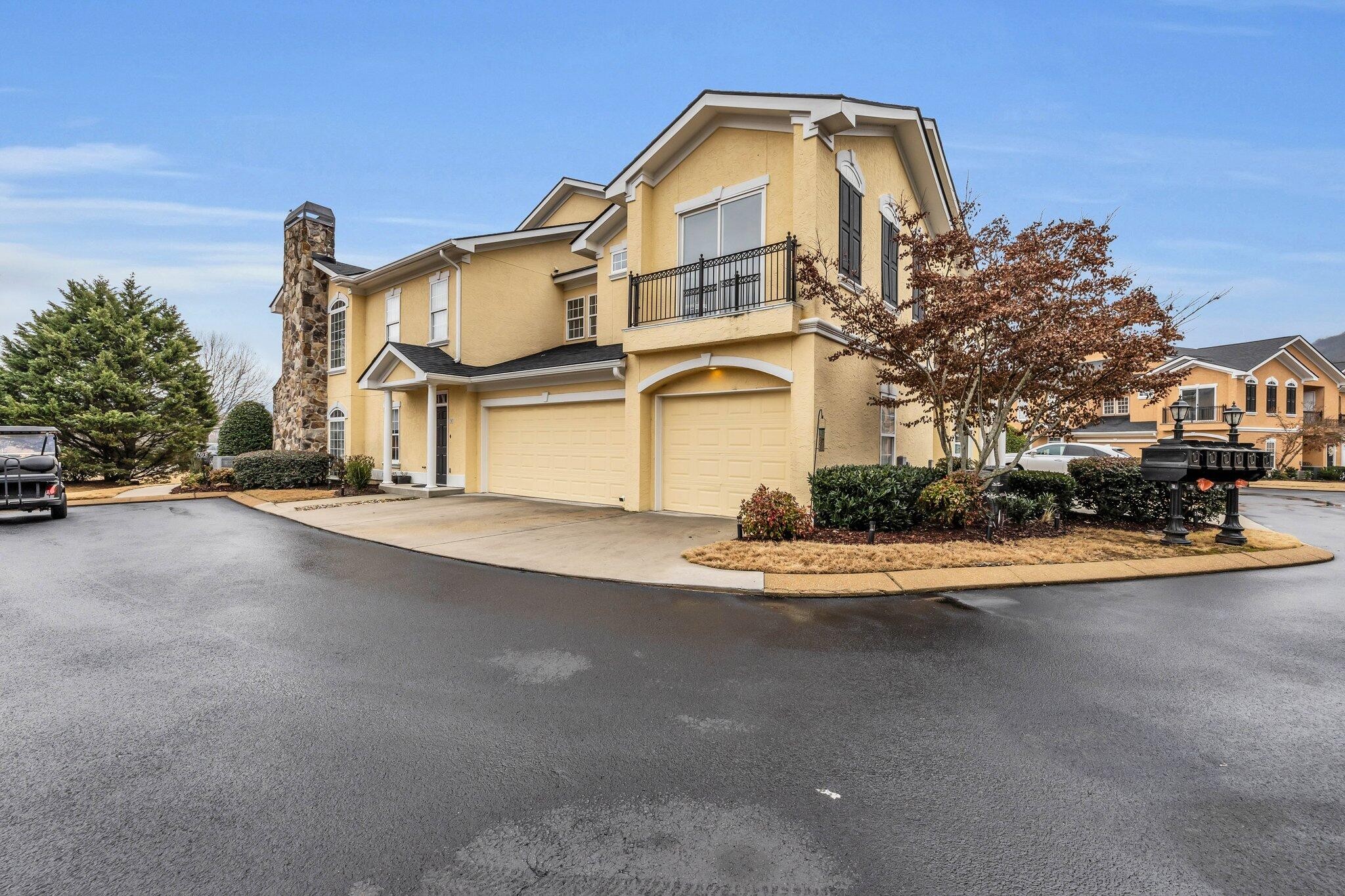 707 Renaissance Court Property Photo 1
