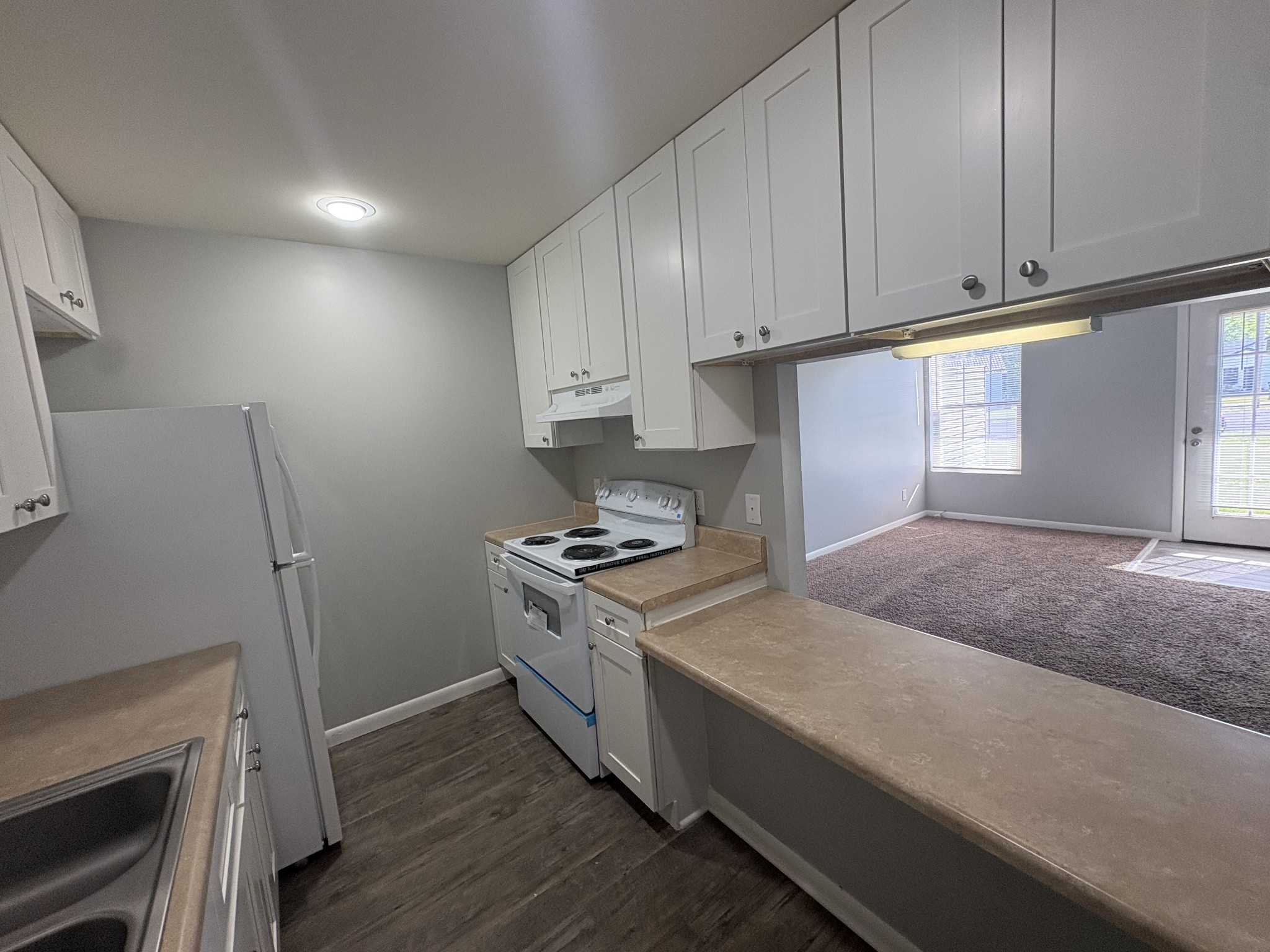 407 N College St Property Photo 1