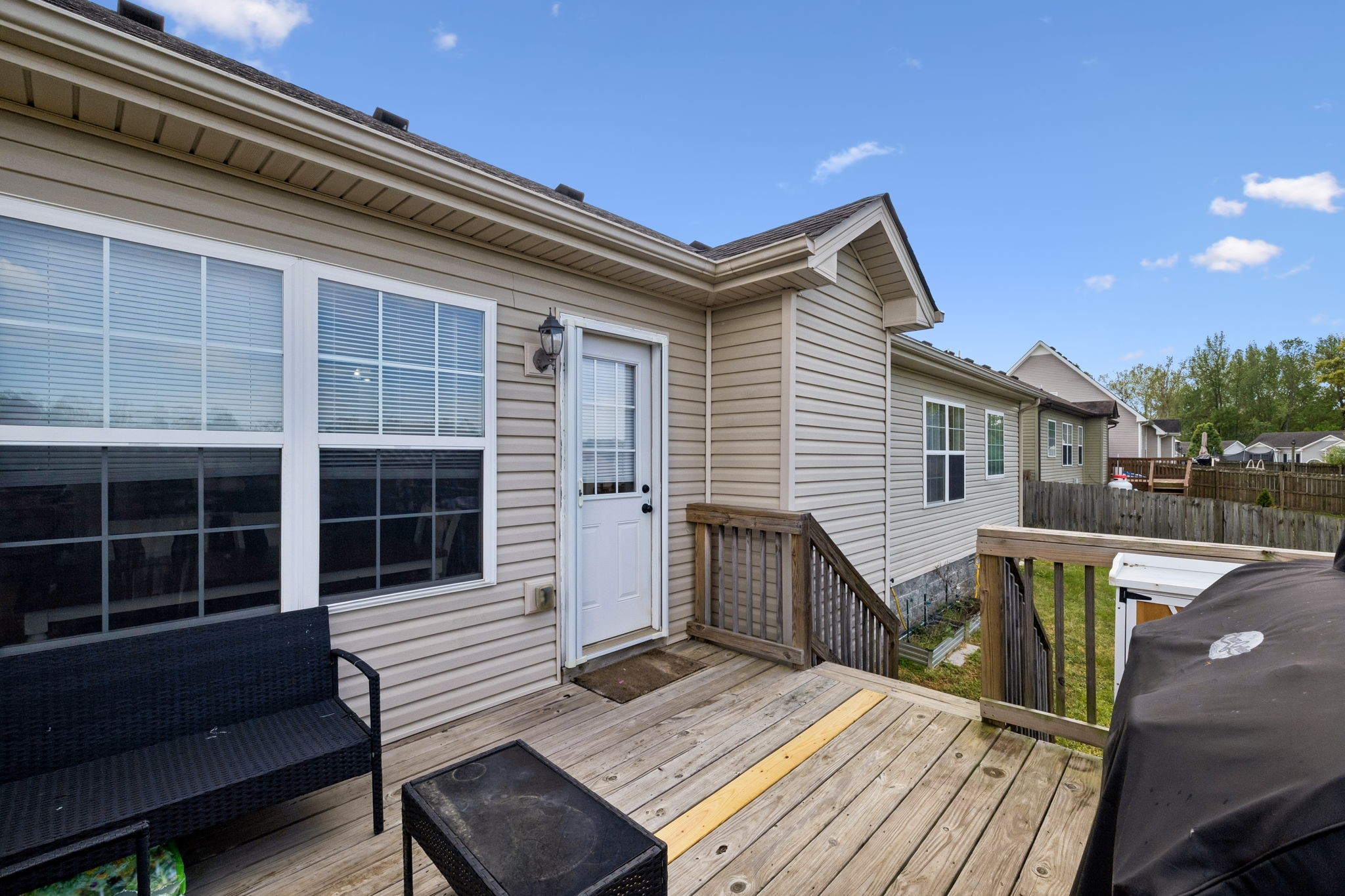 1388 Constitution Dr Property Photo 27