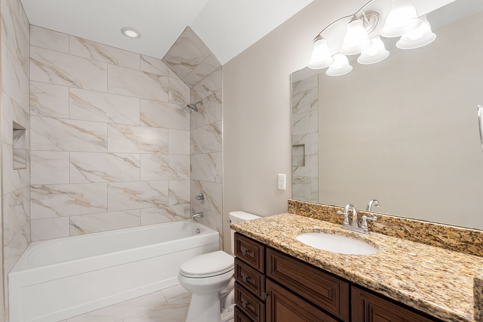 316 Whitewater Way Property Photo 43