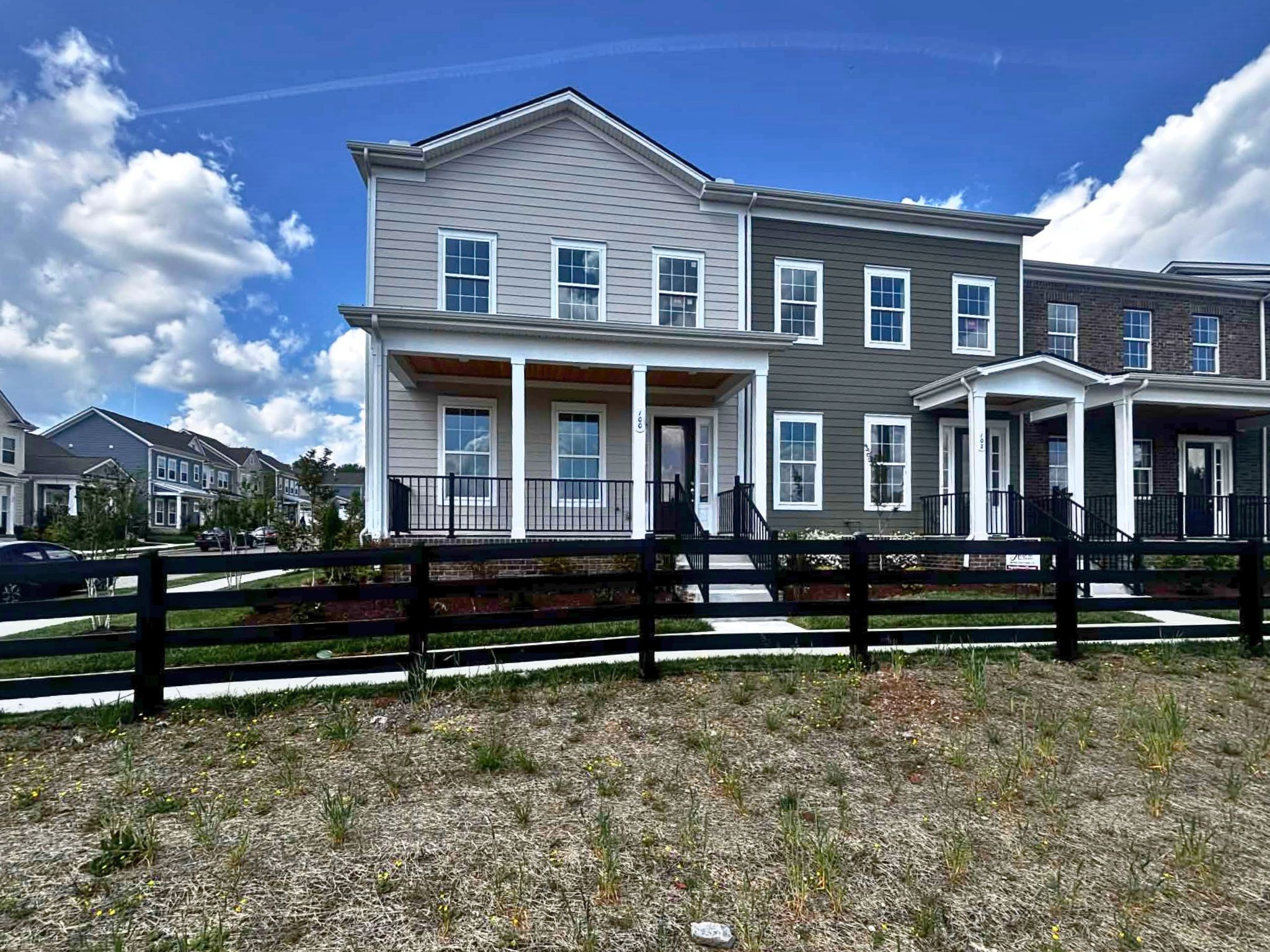 100 Ireton Aly Property Photo 1