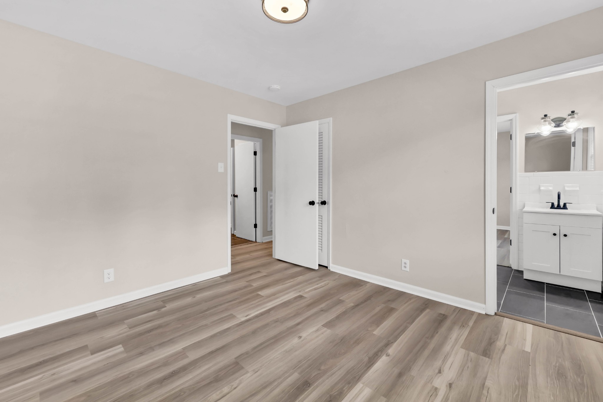 207 Donna Dr Property Photo 10