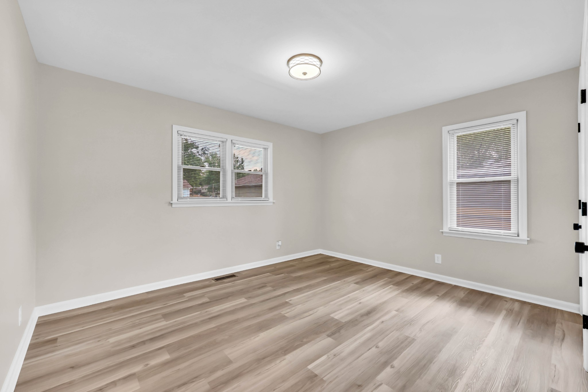 207 Donna Dr Property Photo 14