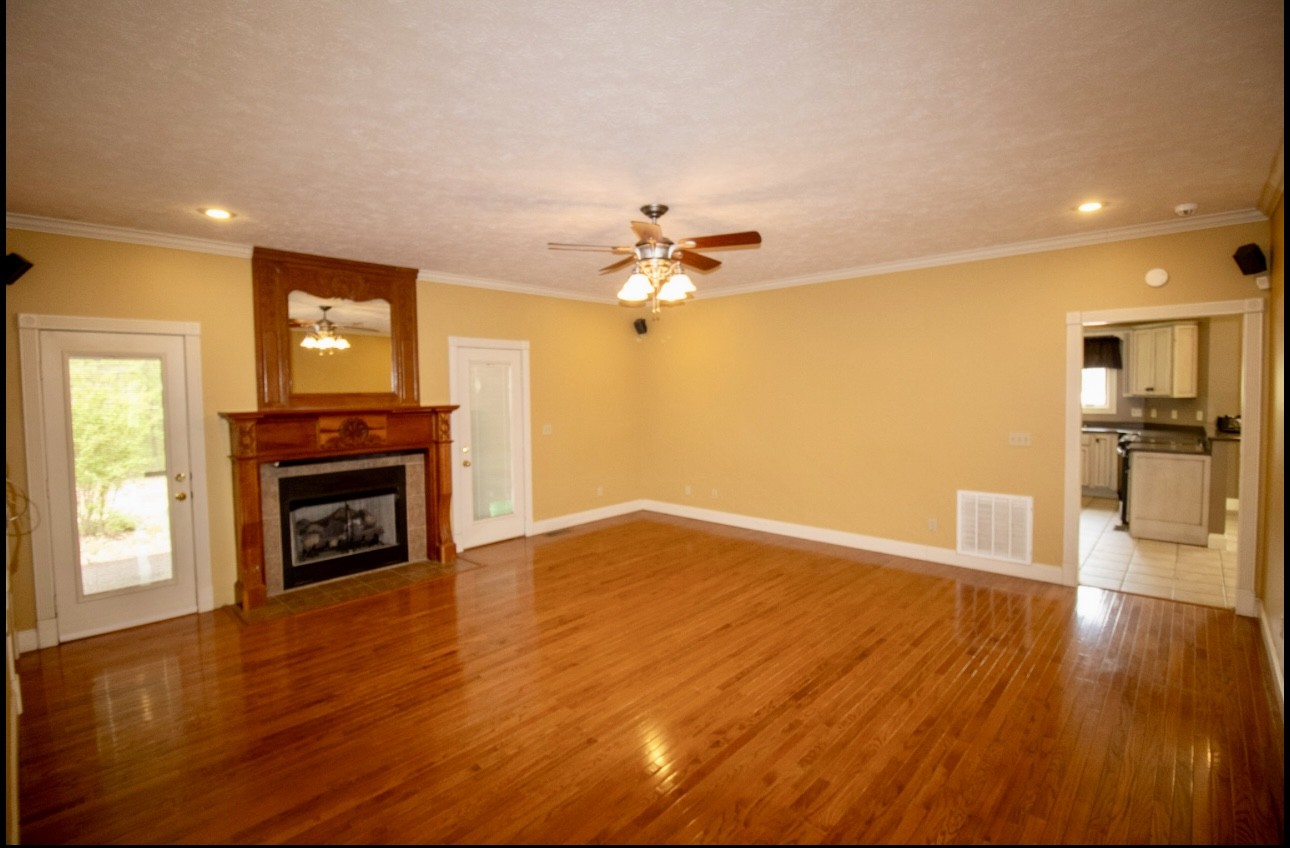 25 Max Dr Property Photo 13