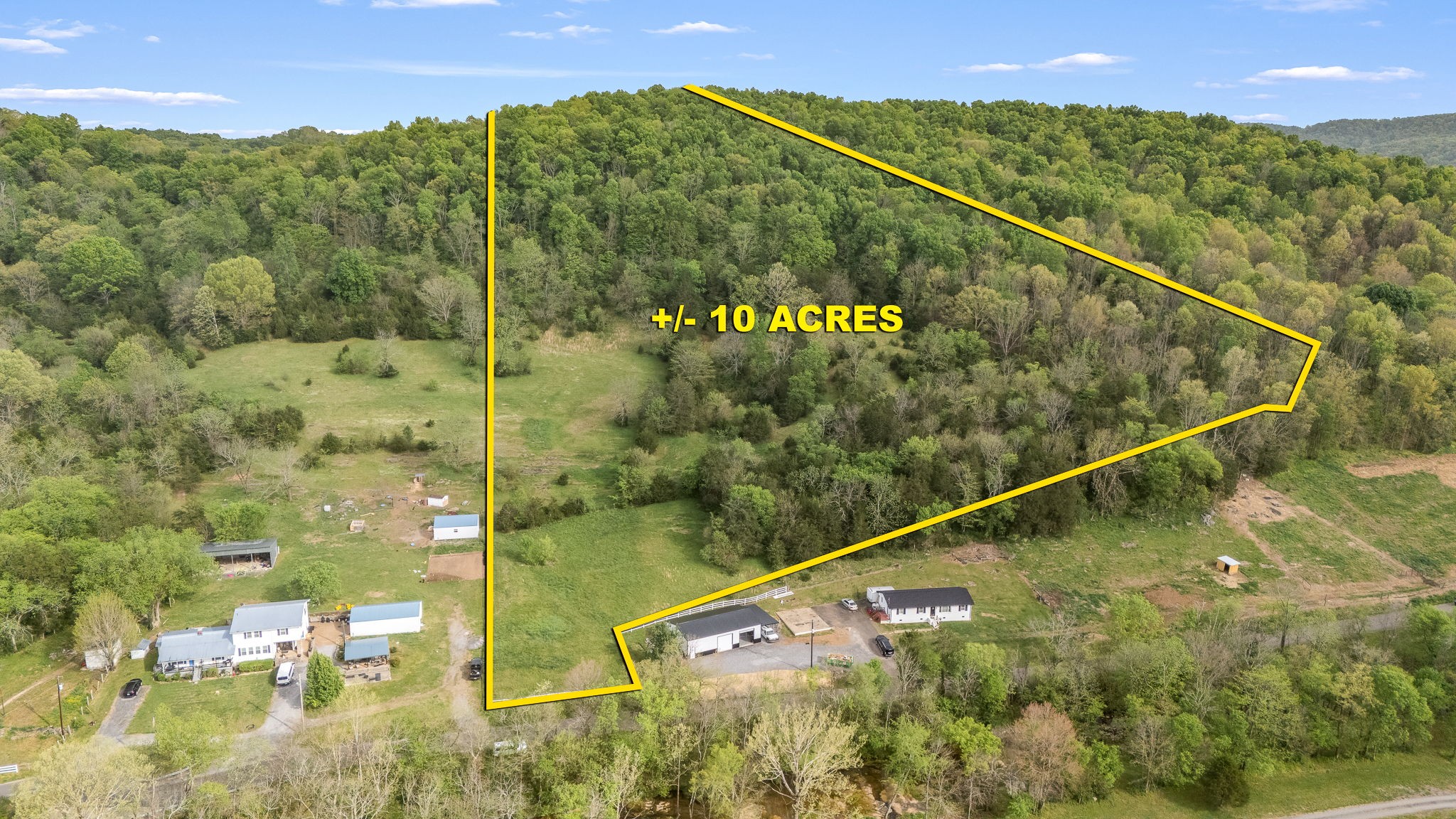 1036 Locke Creek Rd Property Photo 2