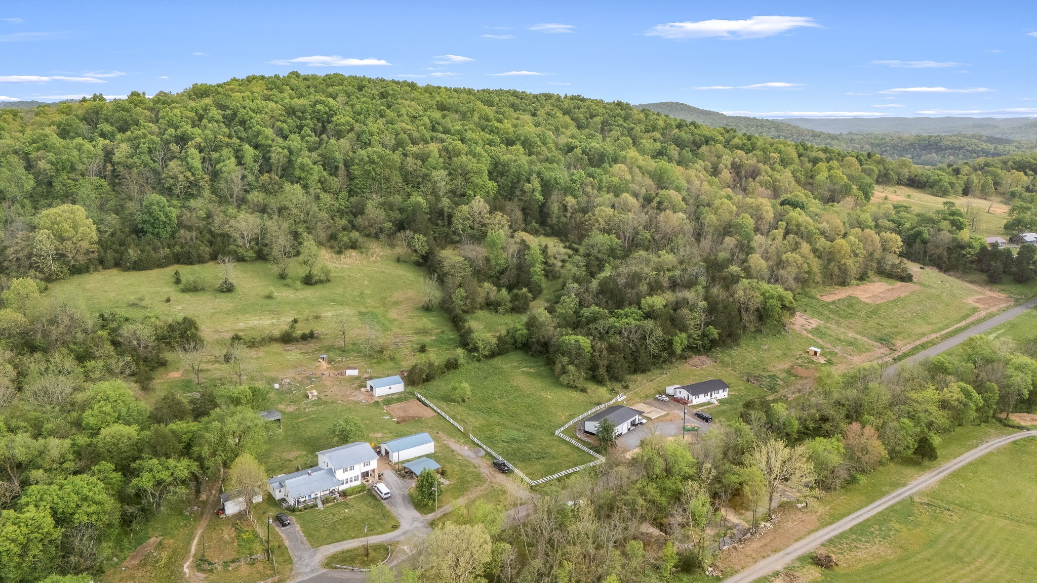 1036 Locke Creek Rd Property Photo 9
