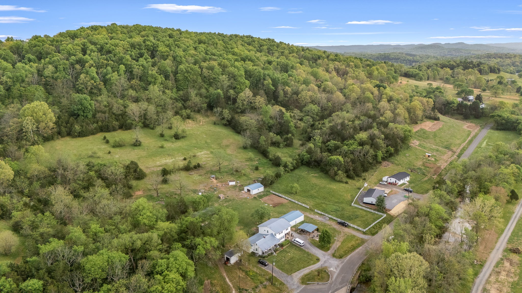 1036 Locke Creek Rd Property Photo 10