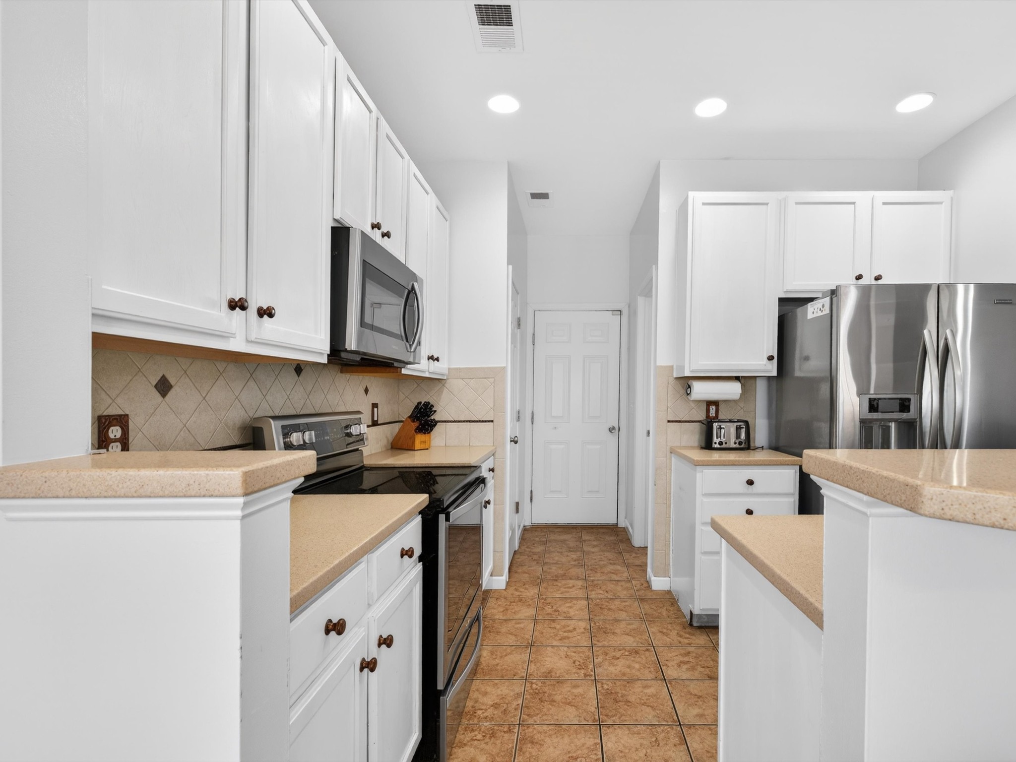 2548 Jordan Ridge Dr Property Photo 9