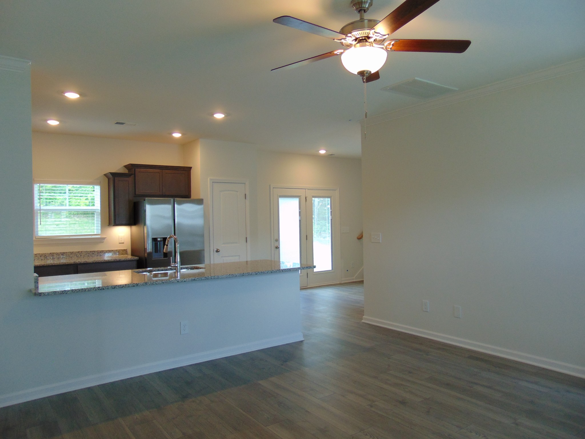 287 Spring Street Property Photo 4