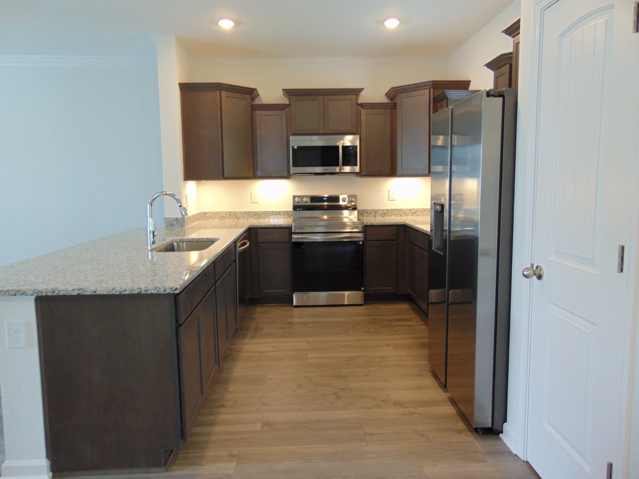 287 Spring Street Property Photo 6