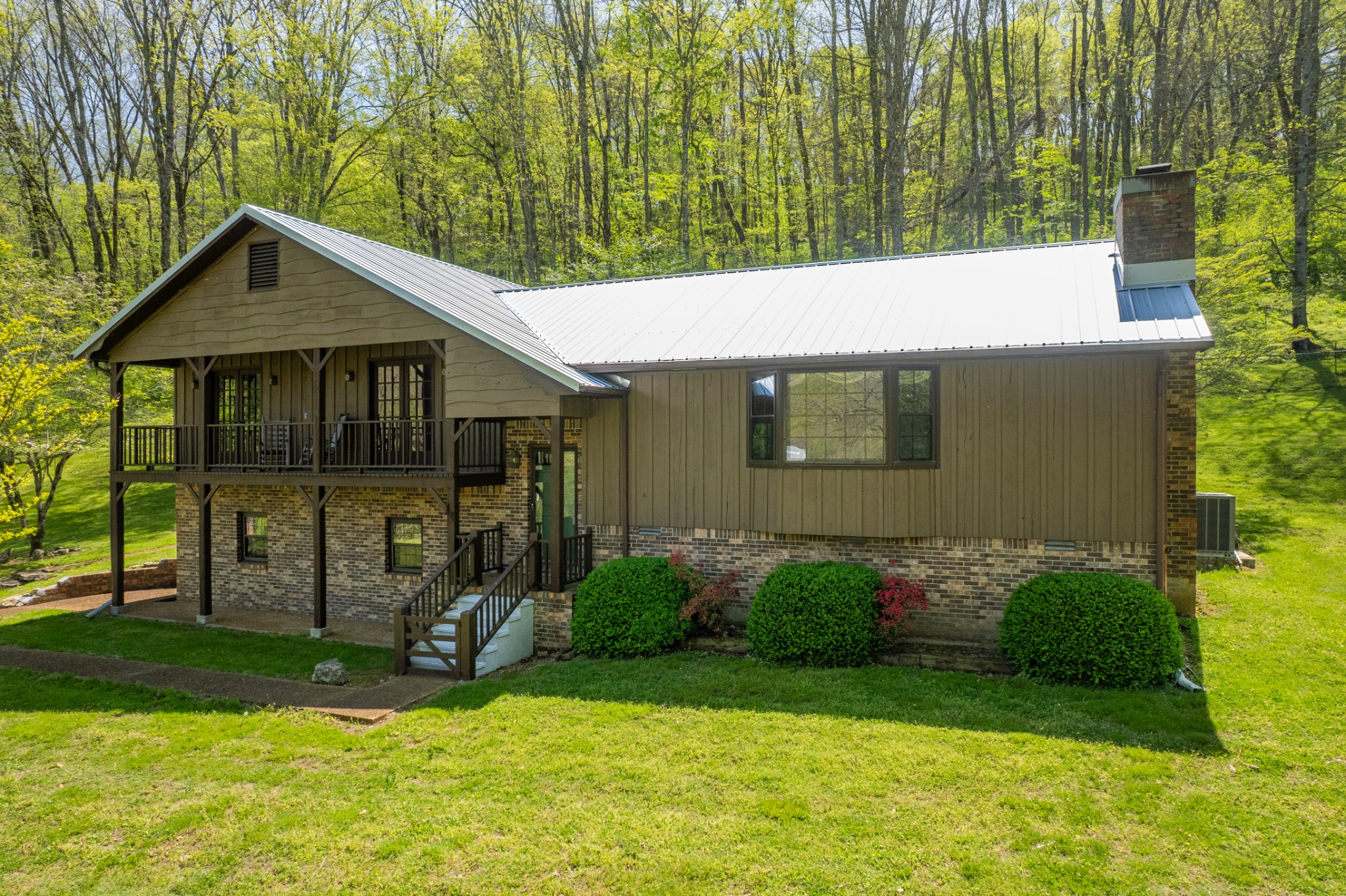 8039 Campbellsville Rd Property Photo 1