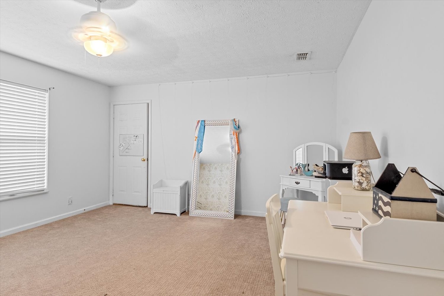 406 Orchid Trail Property Photo 31
