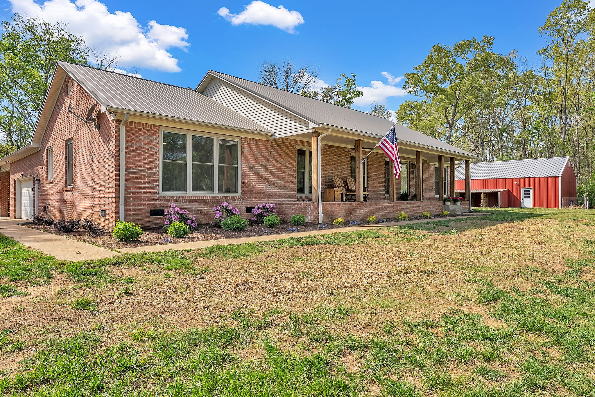 1819 Barker Rd Property Photo 3