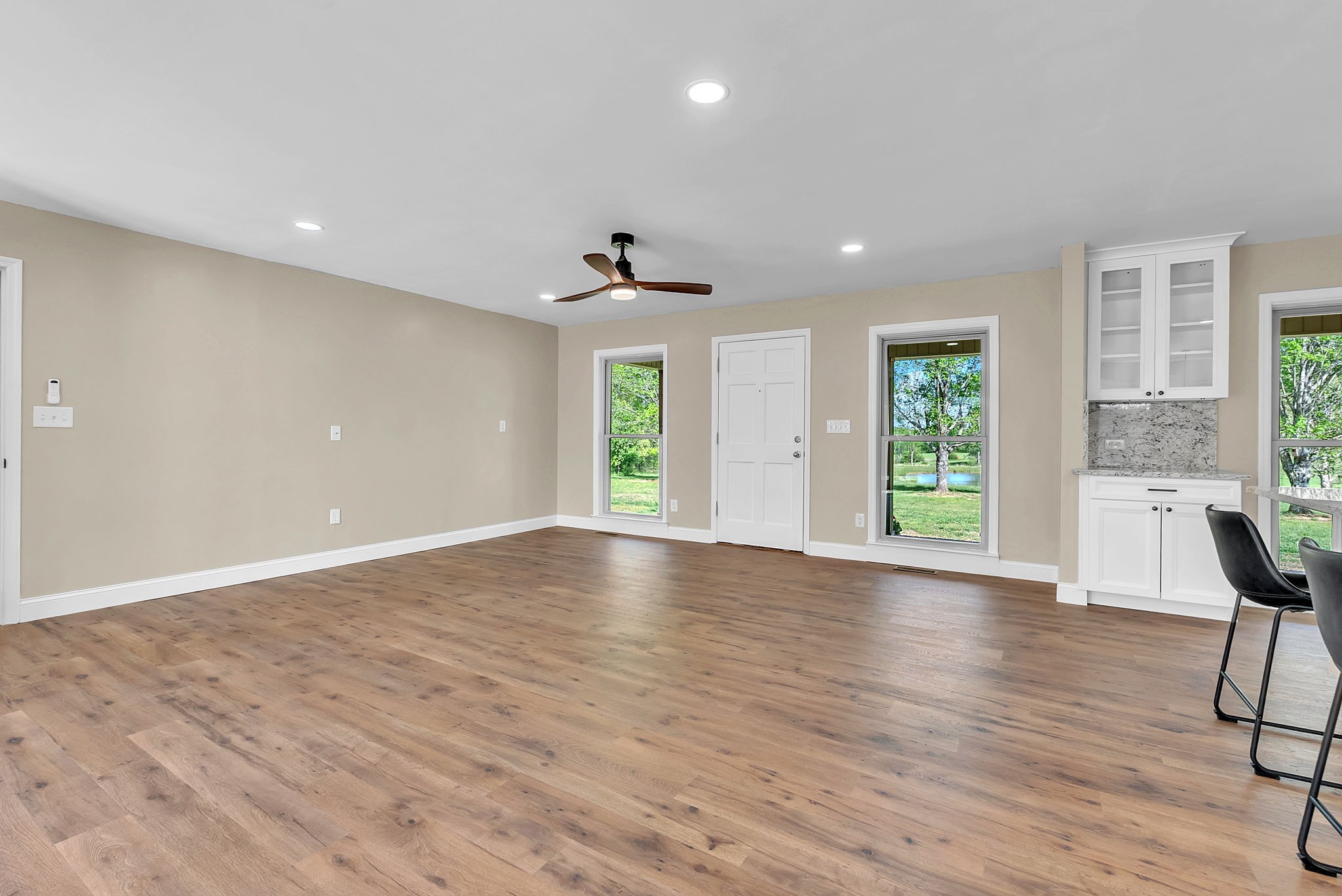 1819 Barker Rd Property Photo 8