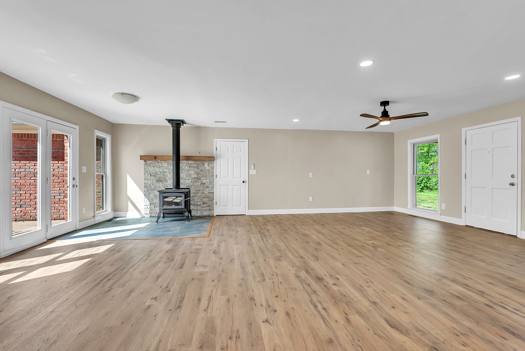 1819 Barker Rd Property Photo 11