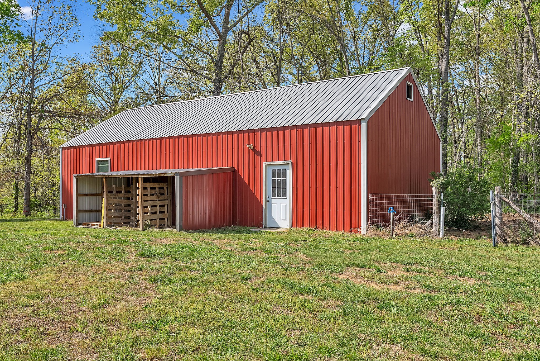 1819 Barker Rd Property Photo 39
