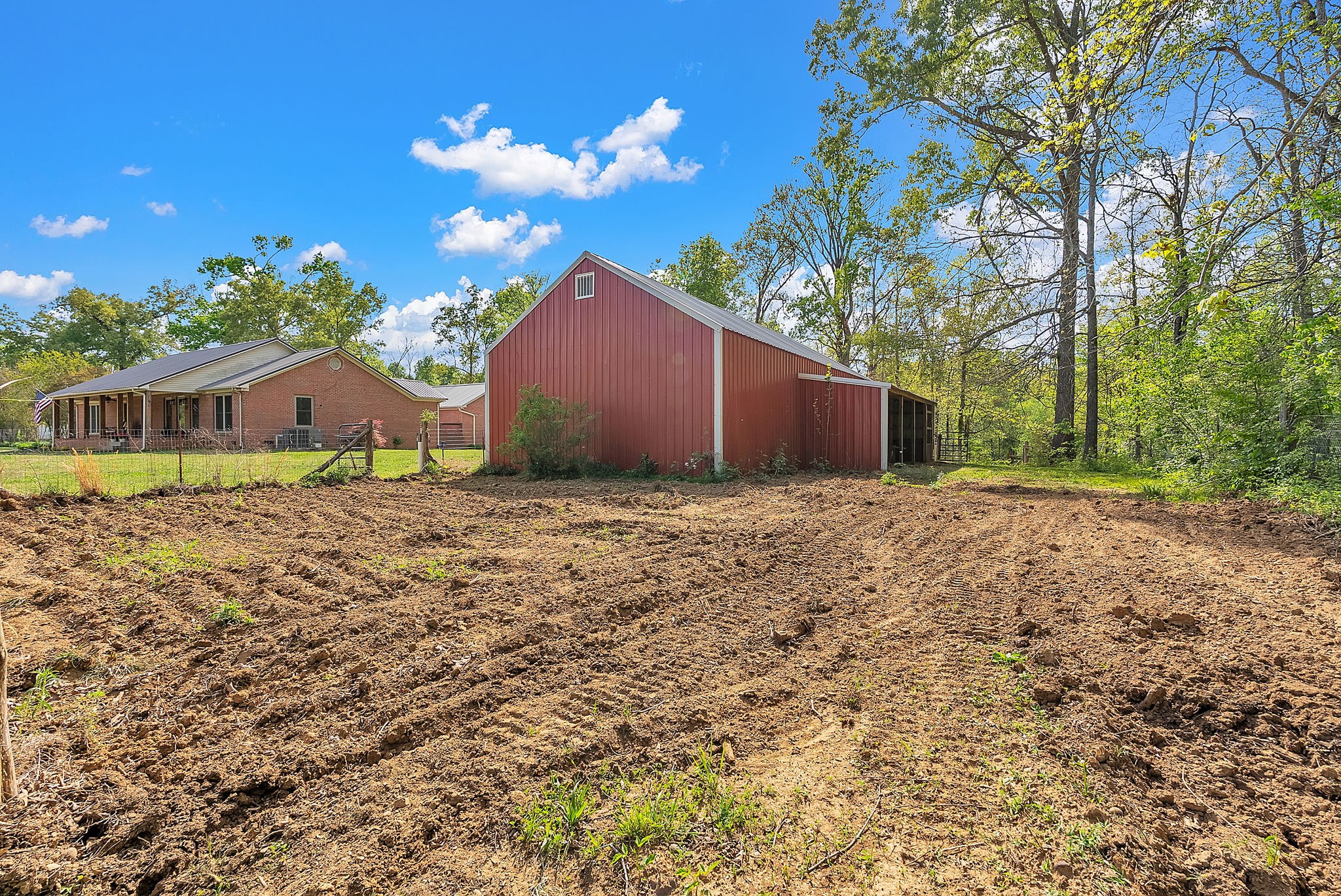 1819 Barker Rd Property Photo 44