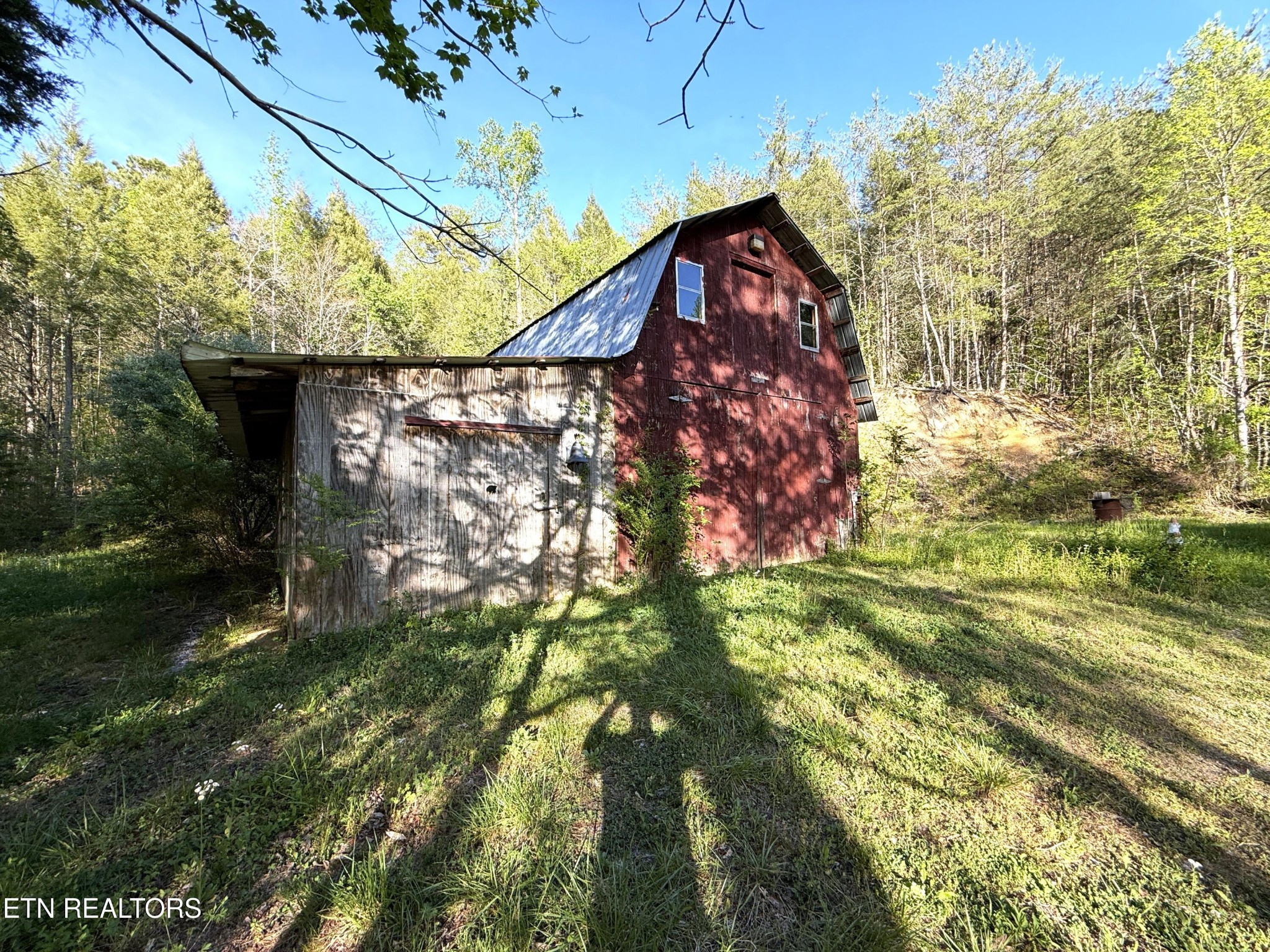 2930 Arch Way Property Photo 6