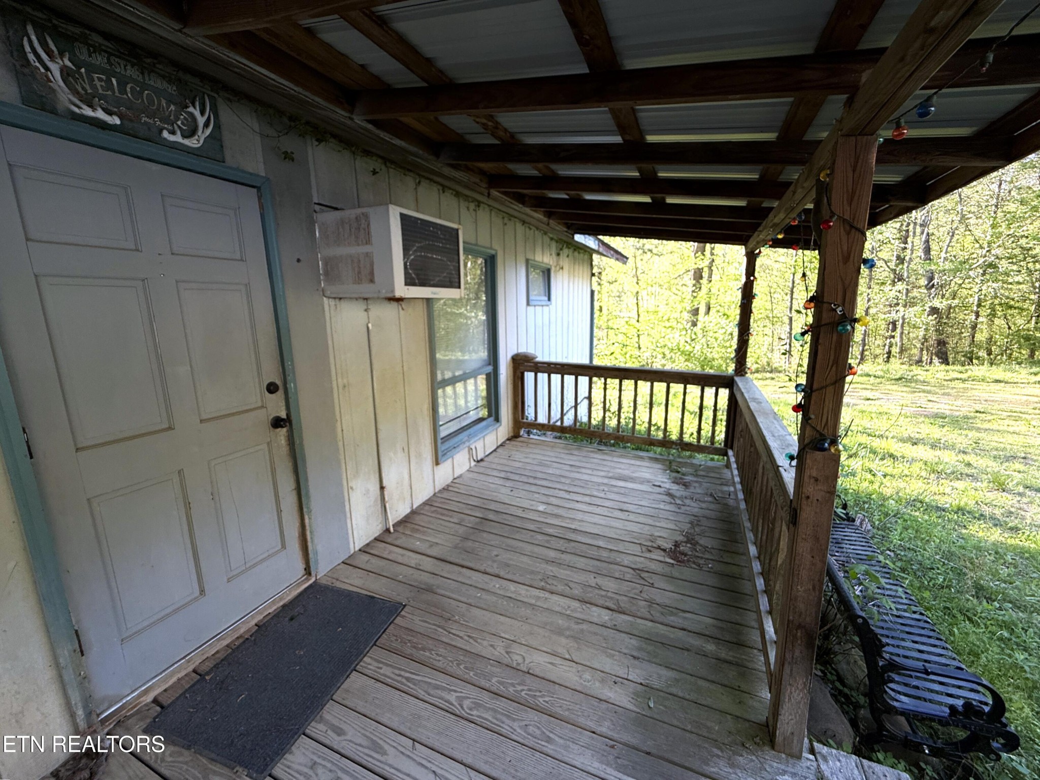 2930 Arch Way Property Photo 7