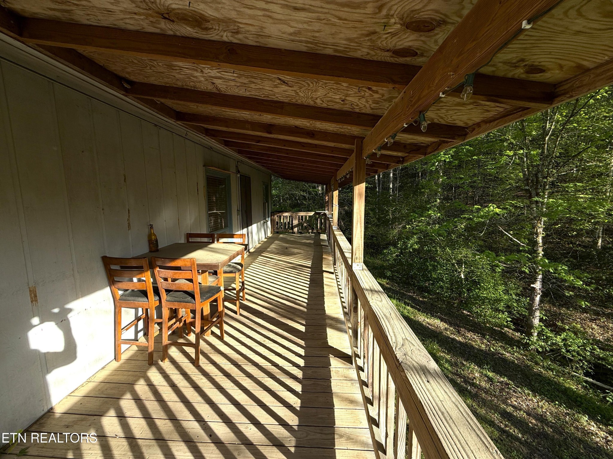 2930 Arch Way Property Photo 8