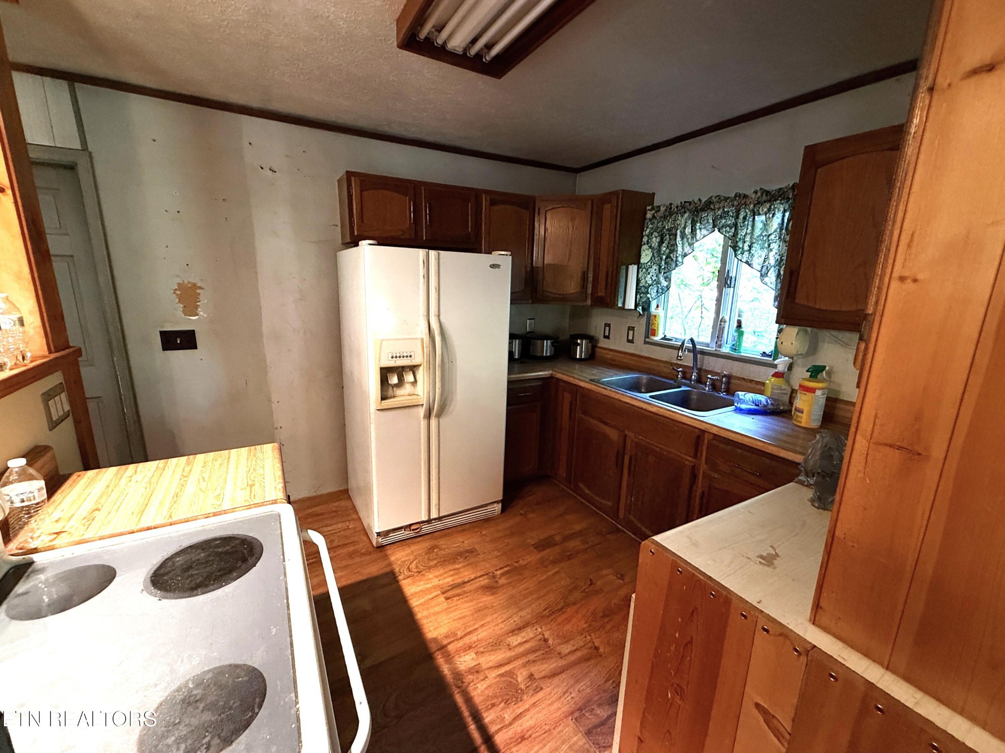2930 Arch Way Property Photo 14