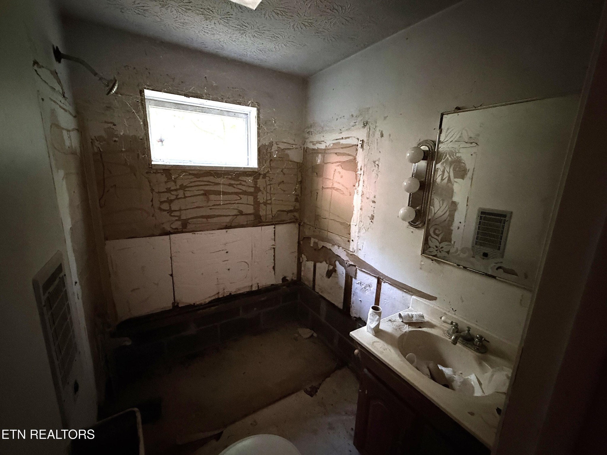 2930 Arch Way Property Photo 21